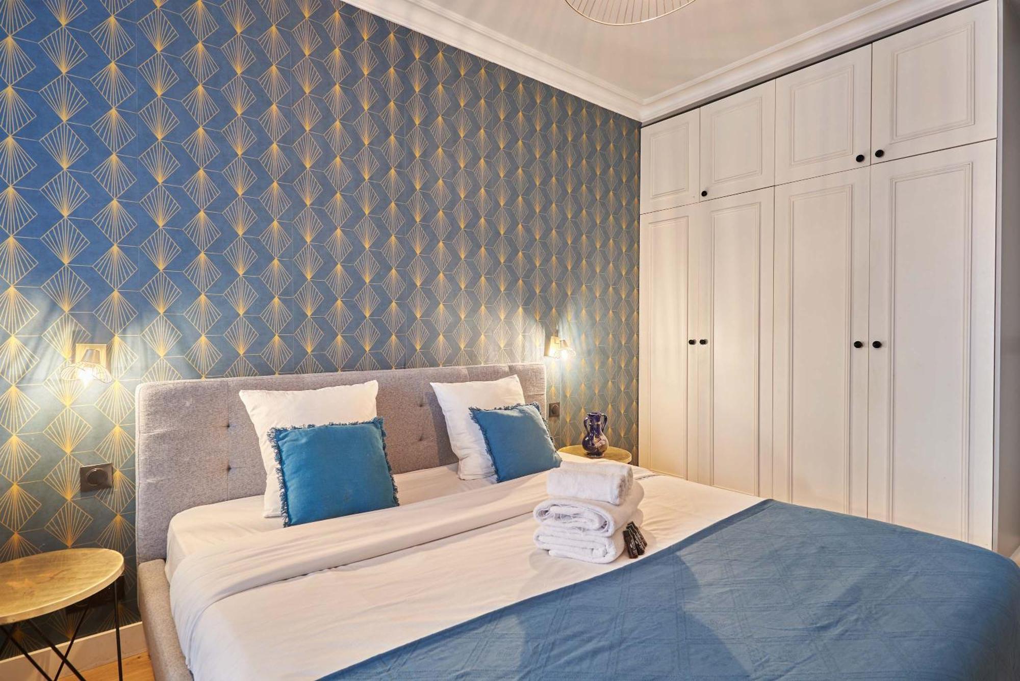 Opera By Prestige *