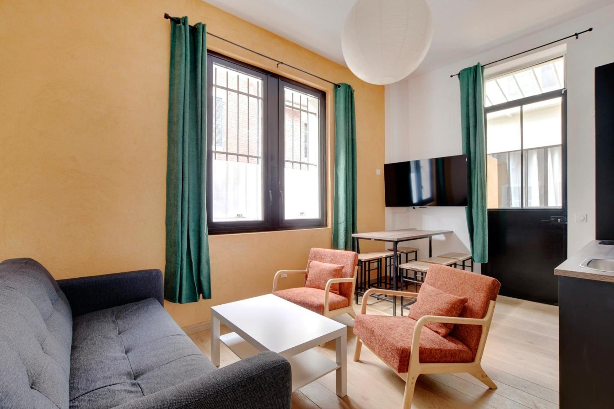 Pick A Flat's In Montmartre - Rue Des *
