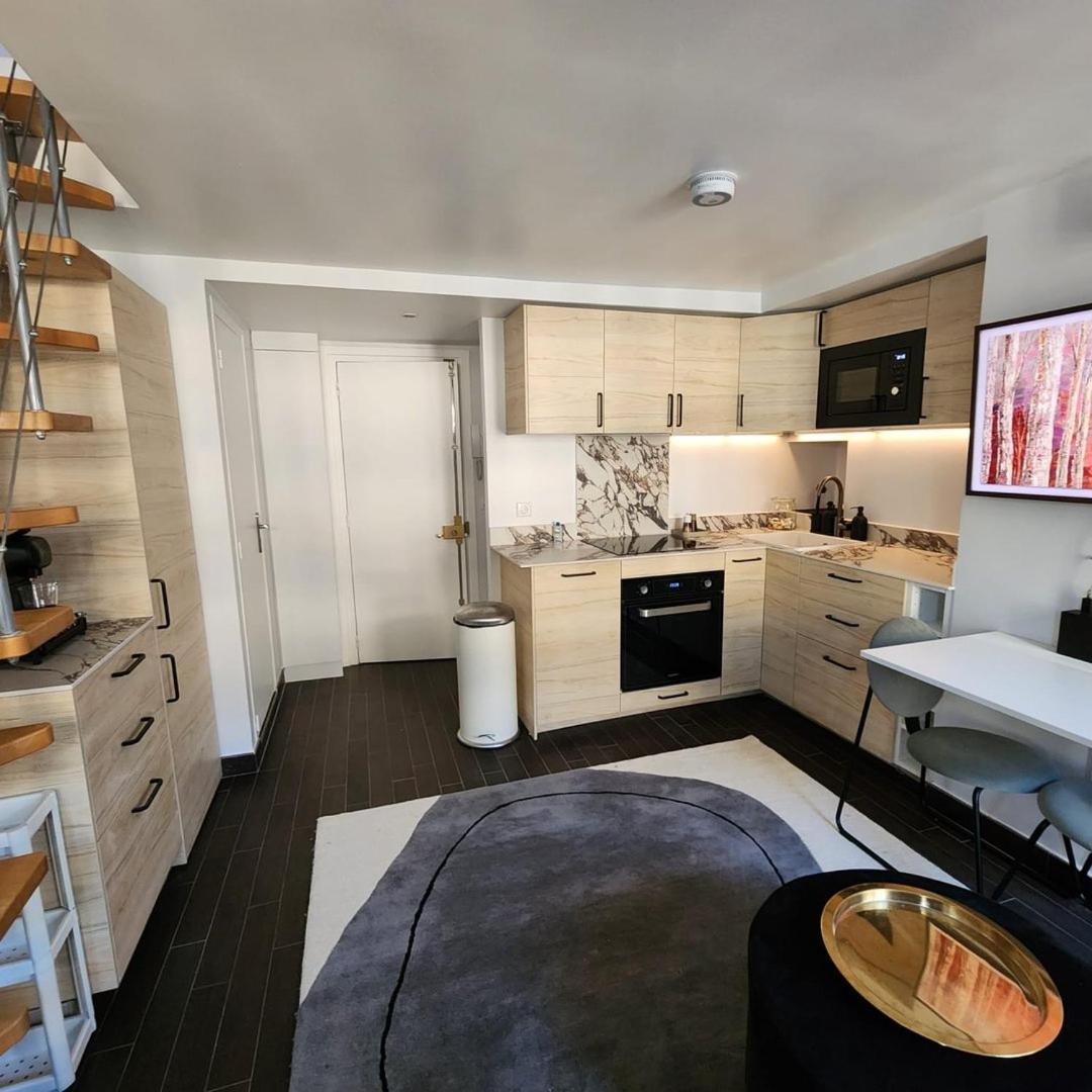 Le Moka - Duplex & Bright- Near Champs-elysees Apartment *