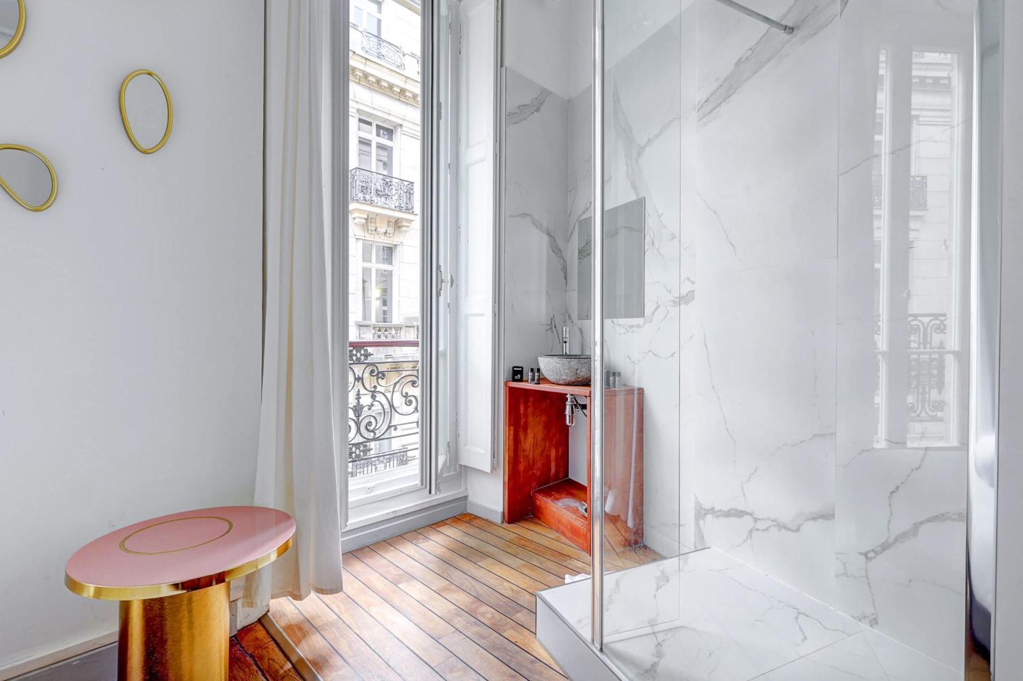Apartment L'elegance Parisienne Au Coeur Des Champs-elysees