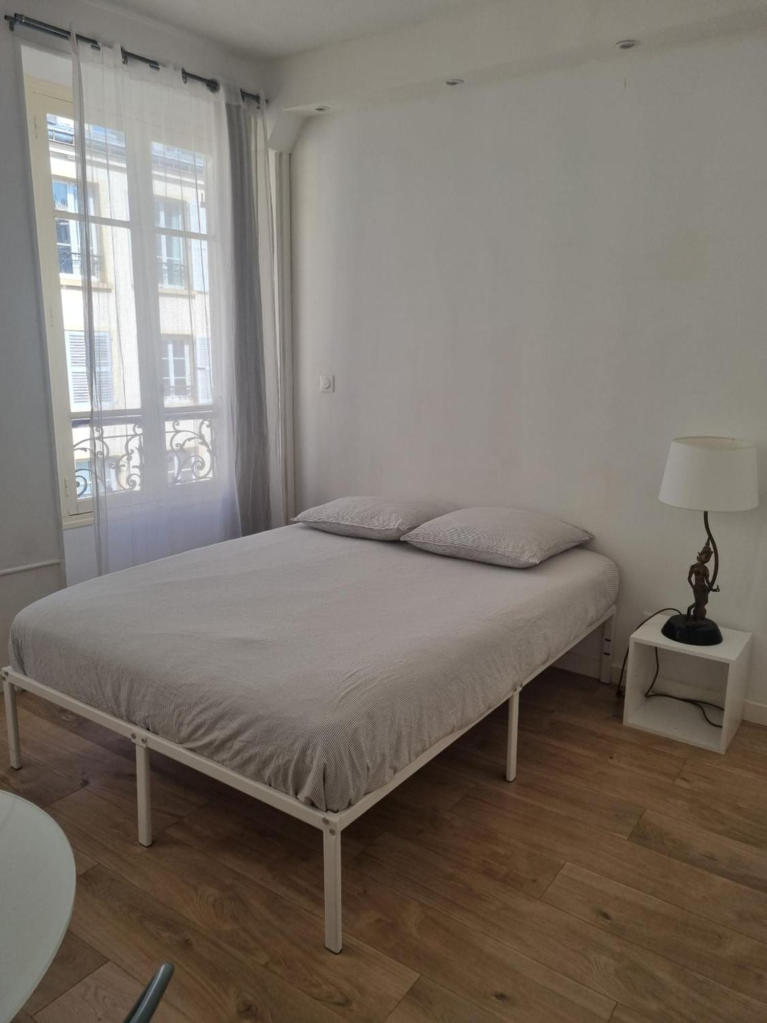 Bed & Breakfast Privee - Vue Tour Eiffel