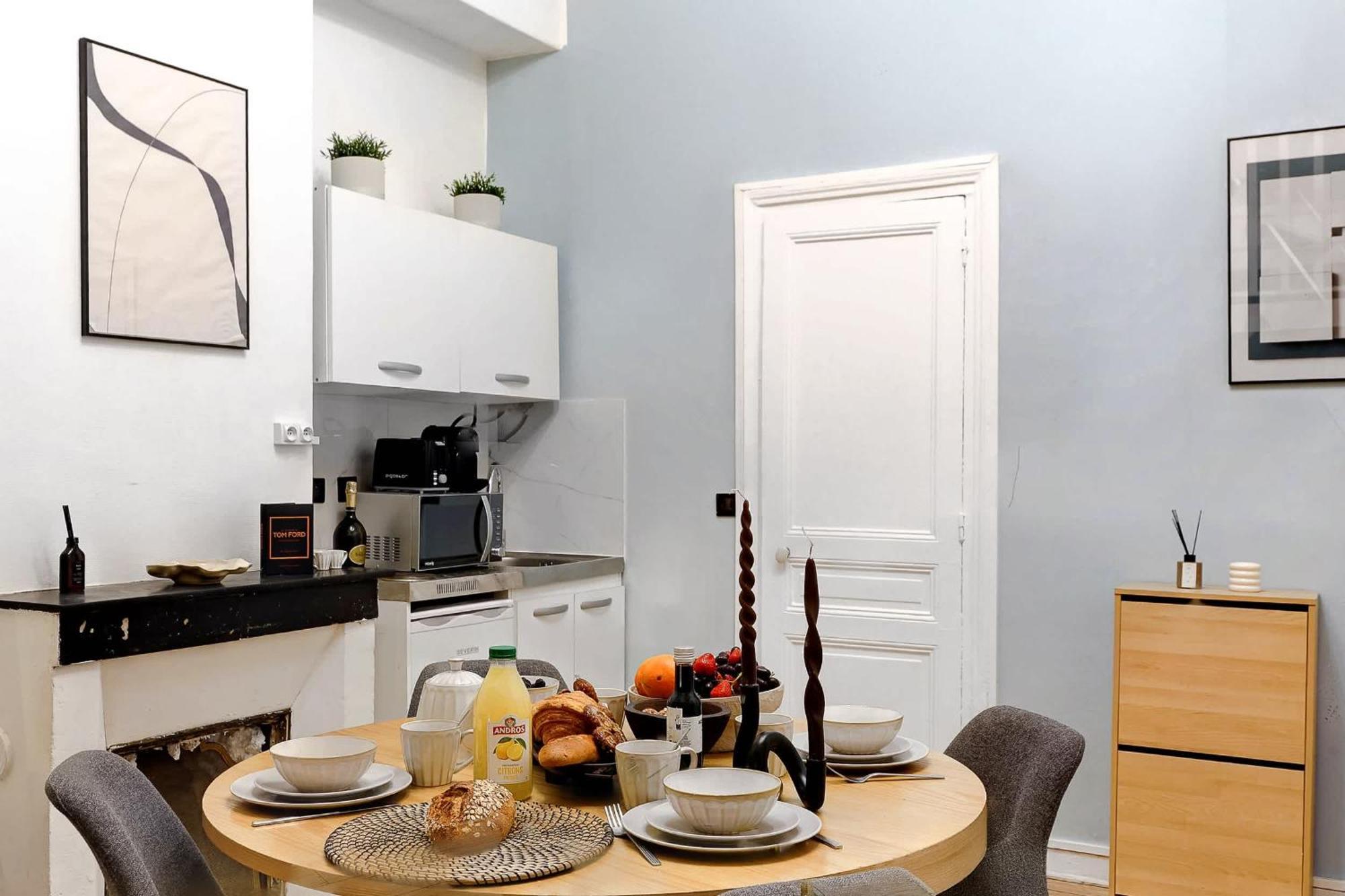 Charme Parisien Cosy Pour 4 Personnes Apartment