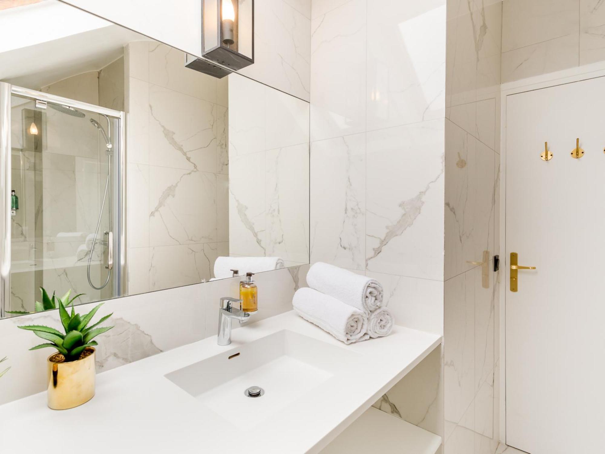 Apartment Merveil - Luxury Serviced - Royale Ii