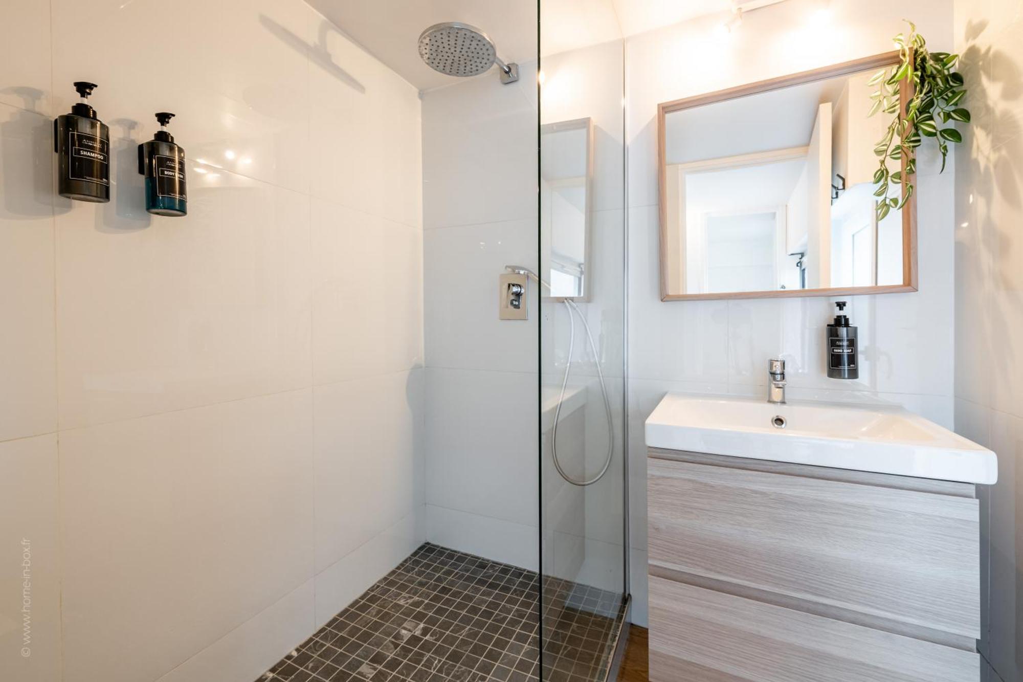 Apartment Le Bertrand - Cosy - 7 Pers- Invalides-tour Eiffel