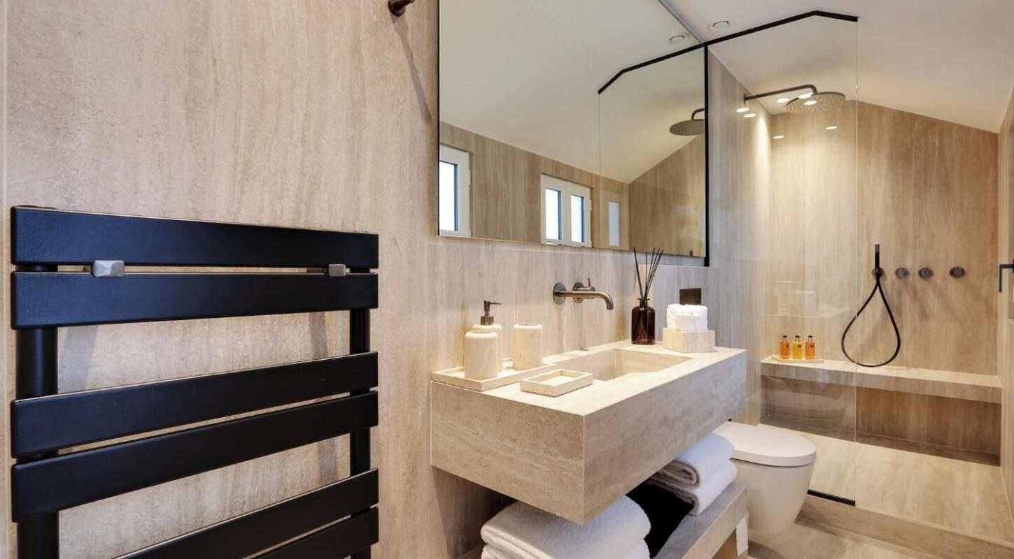Saint-romain Luxury Paris