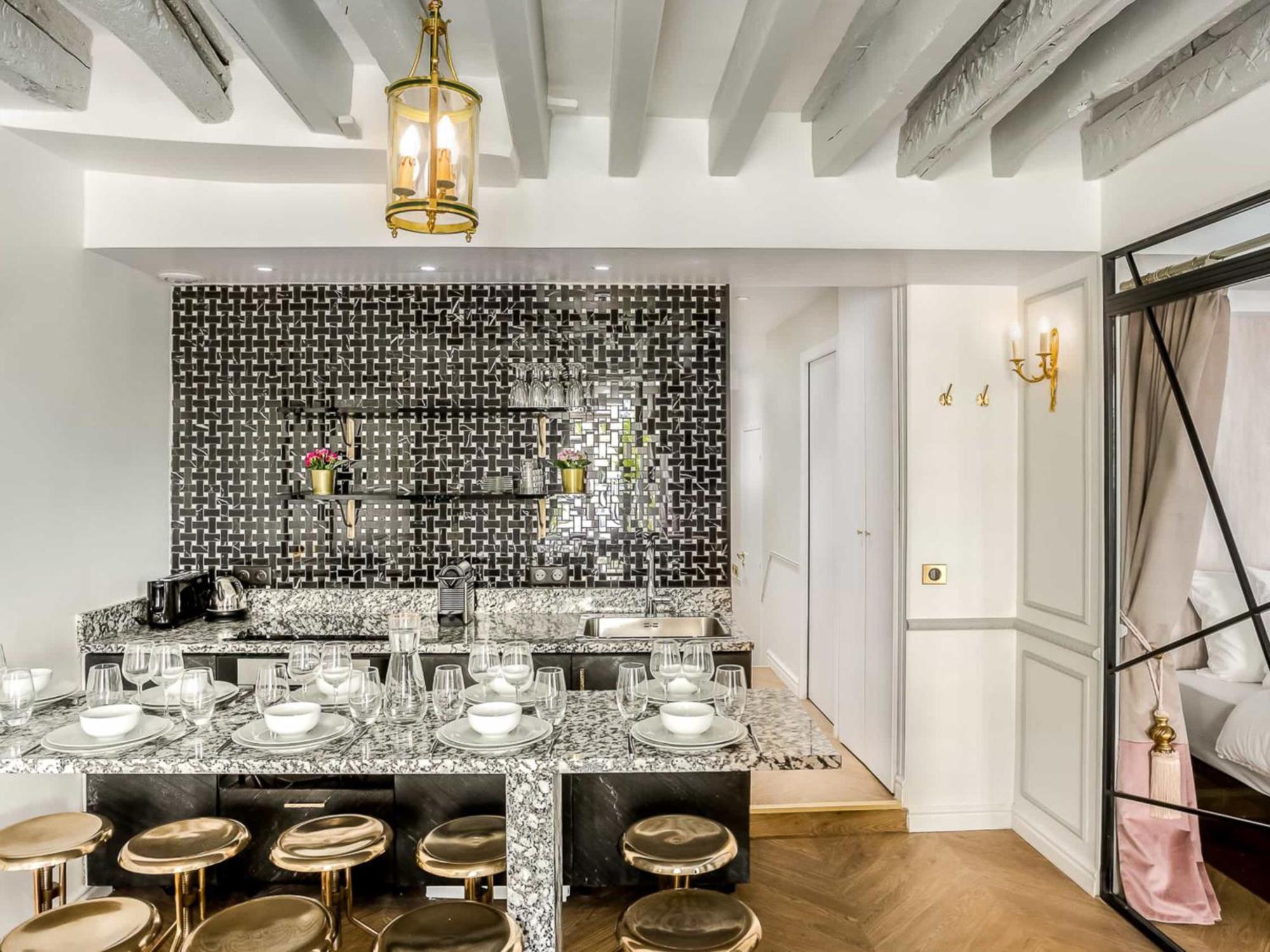 Appartement Luxury 4 Bedroom 3 Bathroom Aristocratic - Louvre