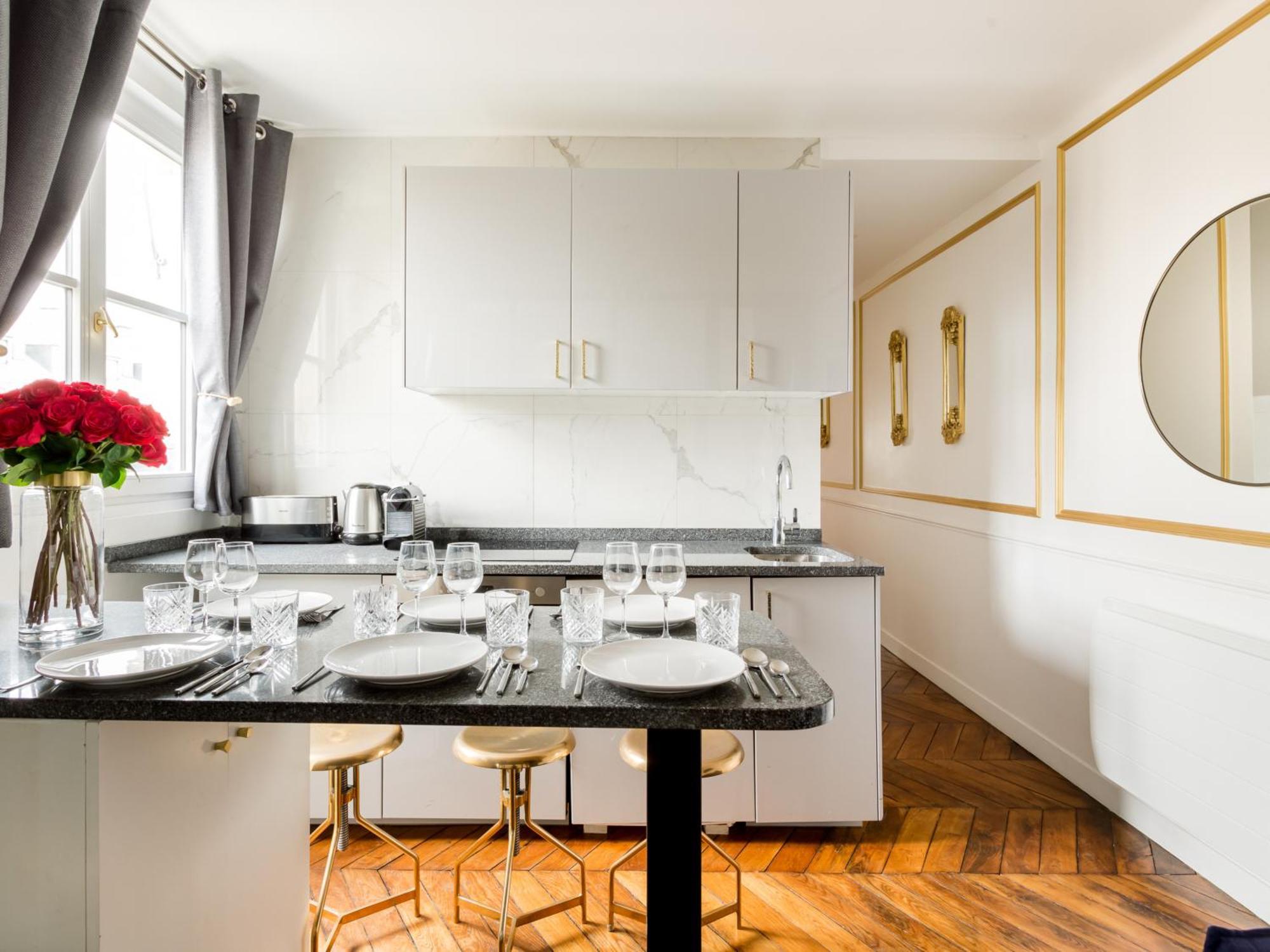 Luxury 2 Bedroom - Louvre&champs Elysees * Paris