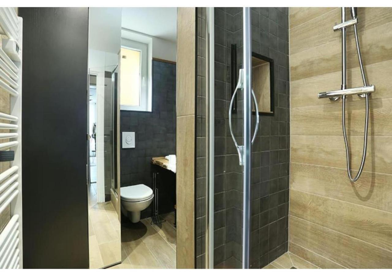 Center Of By Prestige Paris