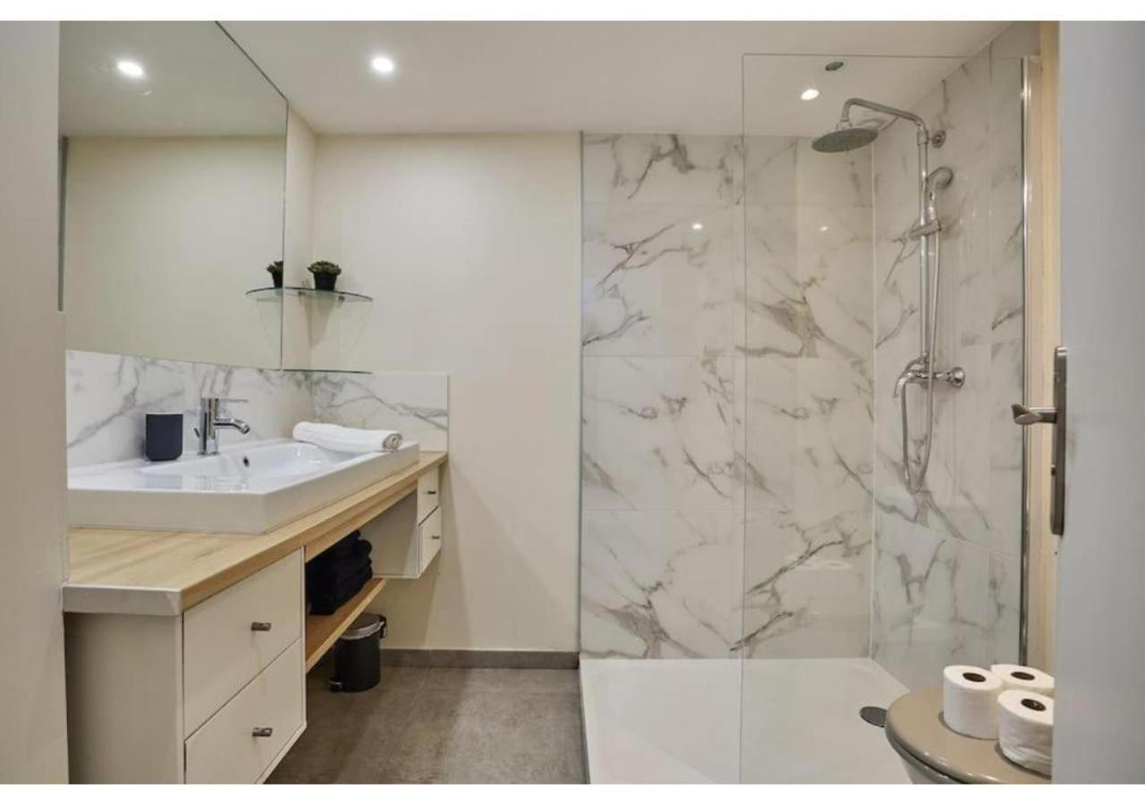 Center Of Montmartre By Prestige Apartment Paris