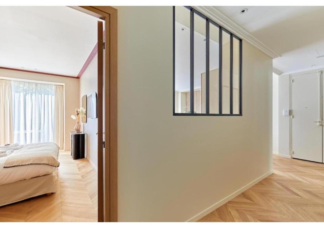 Apartment Incredible Ac 3 Bedrooms Center Of By Prestige Paris