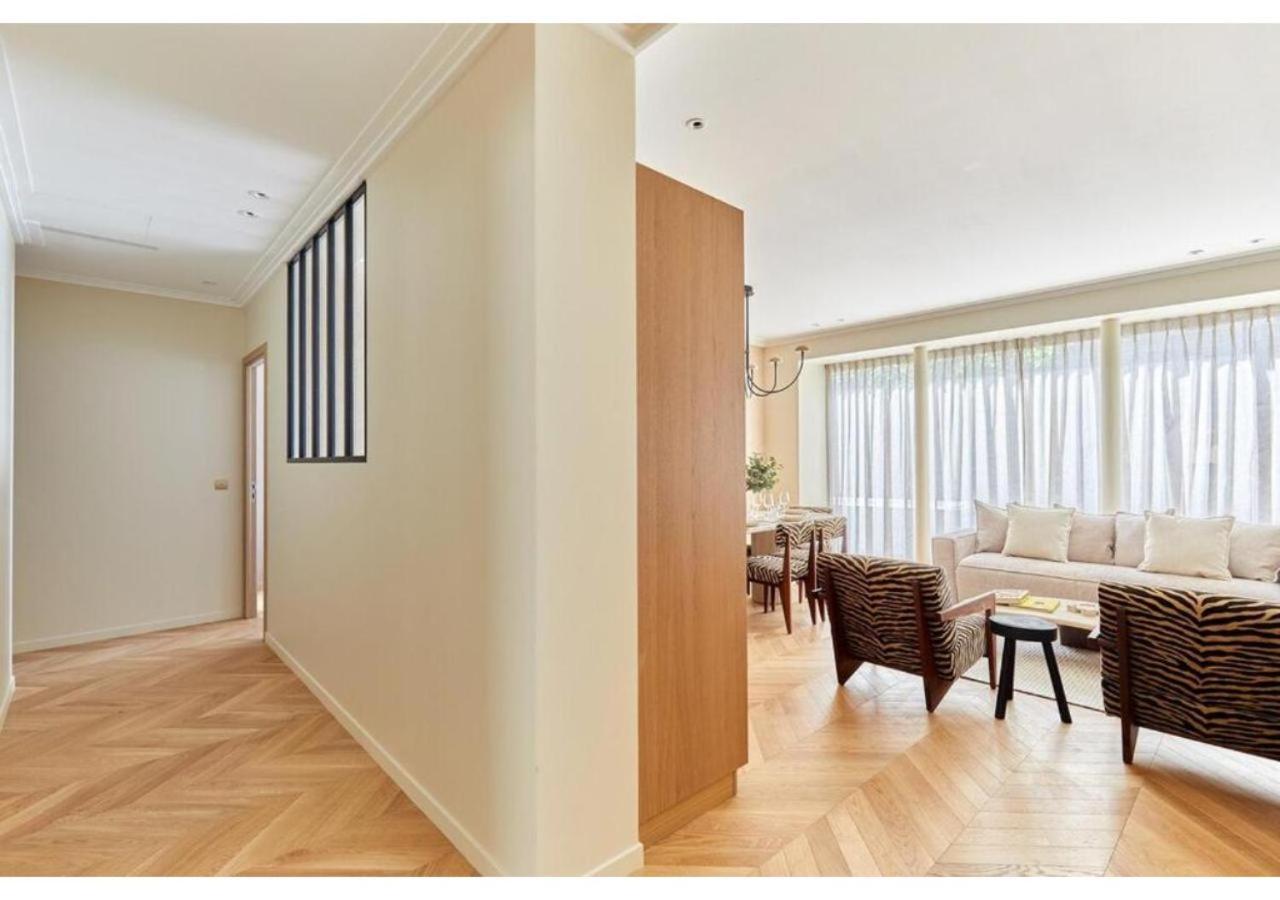 Incredible Ac 3 Bedrooms Center Of By Prestige * Paris