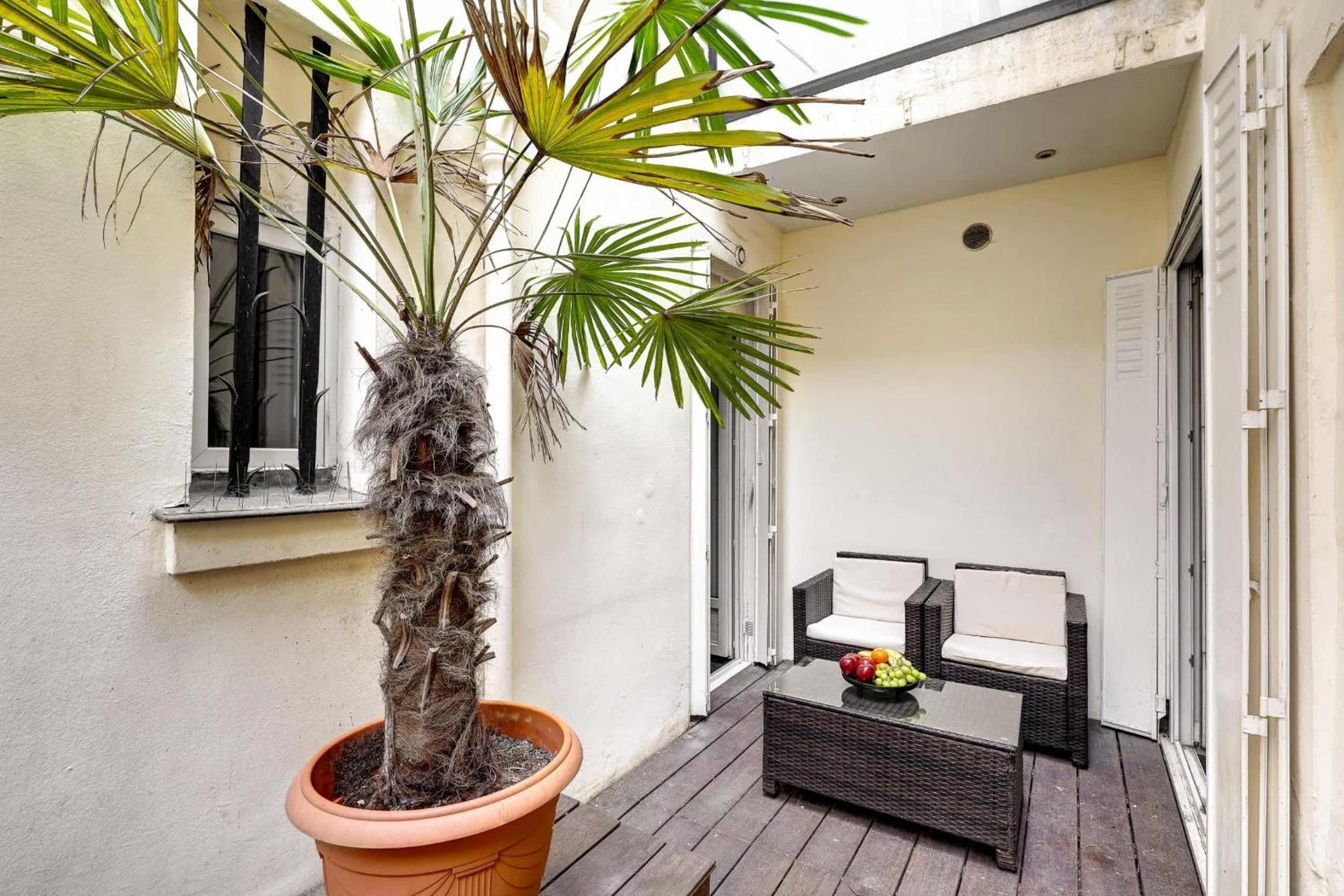 Elegant 3br Champs-elysees & Arc De Triomphe Apartment *