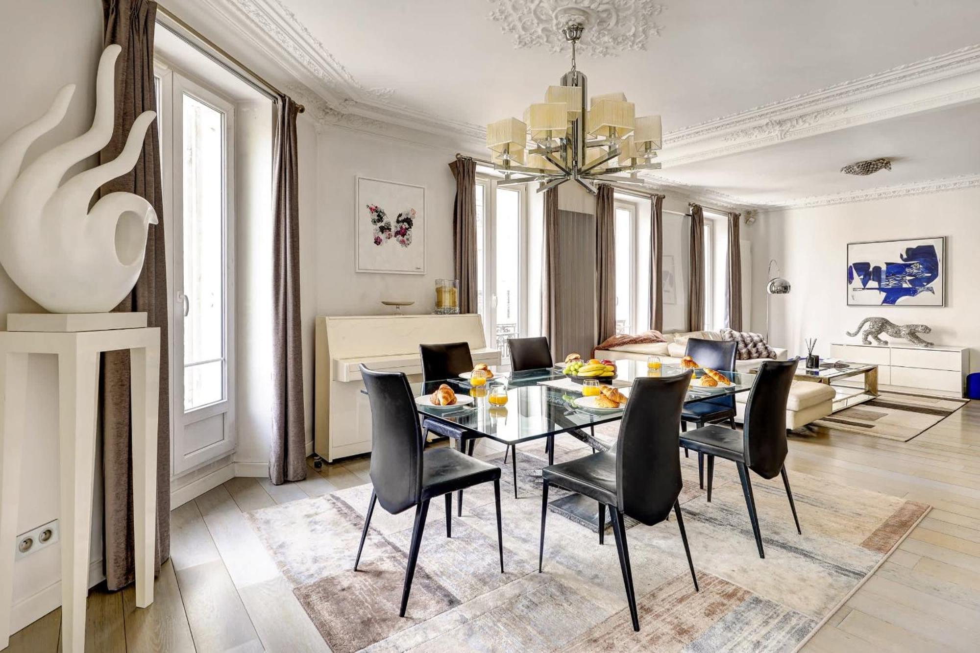 Elegant 3br Champs-elysees & Arc De Triomphe Apartment