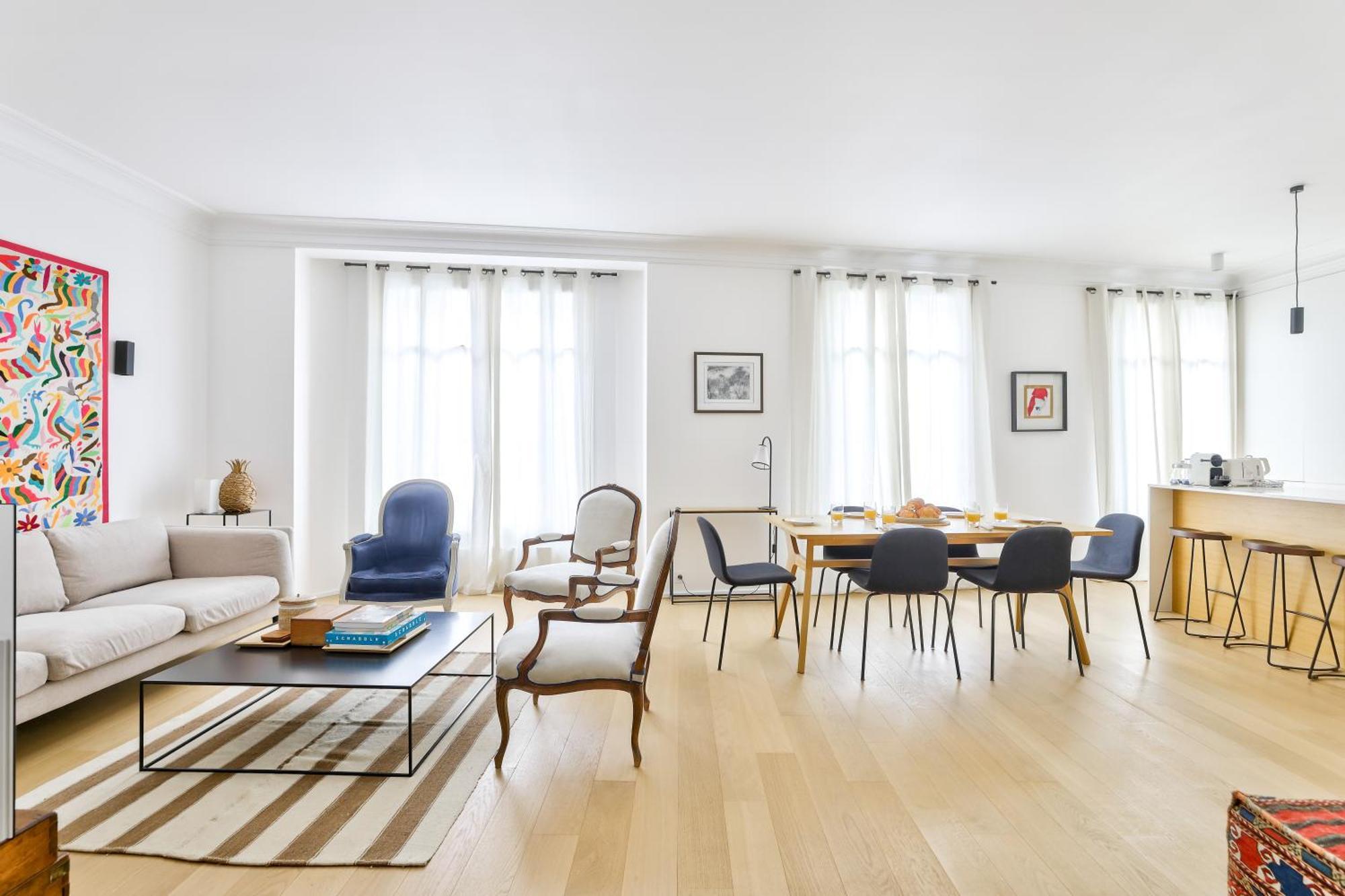 Stylish 2br In Private Mansion At Rue De Passy Paris
