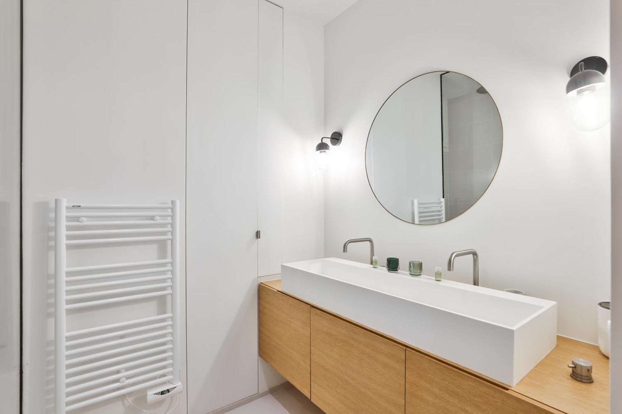Apartment Stylish 2br In Private Mansion At Rue De Passy Paris