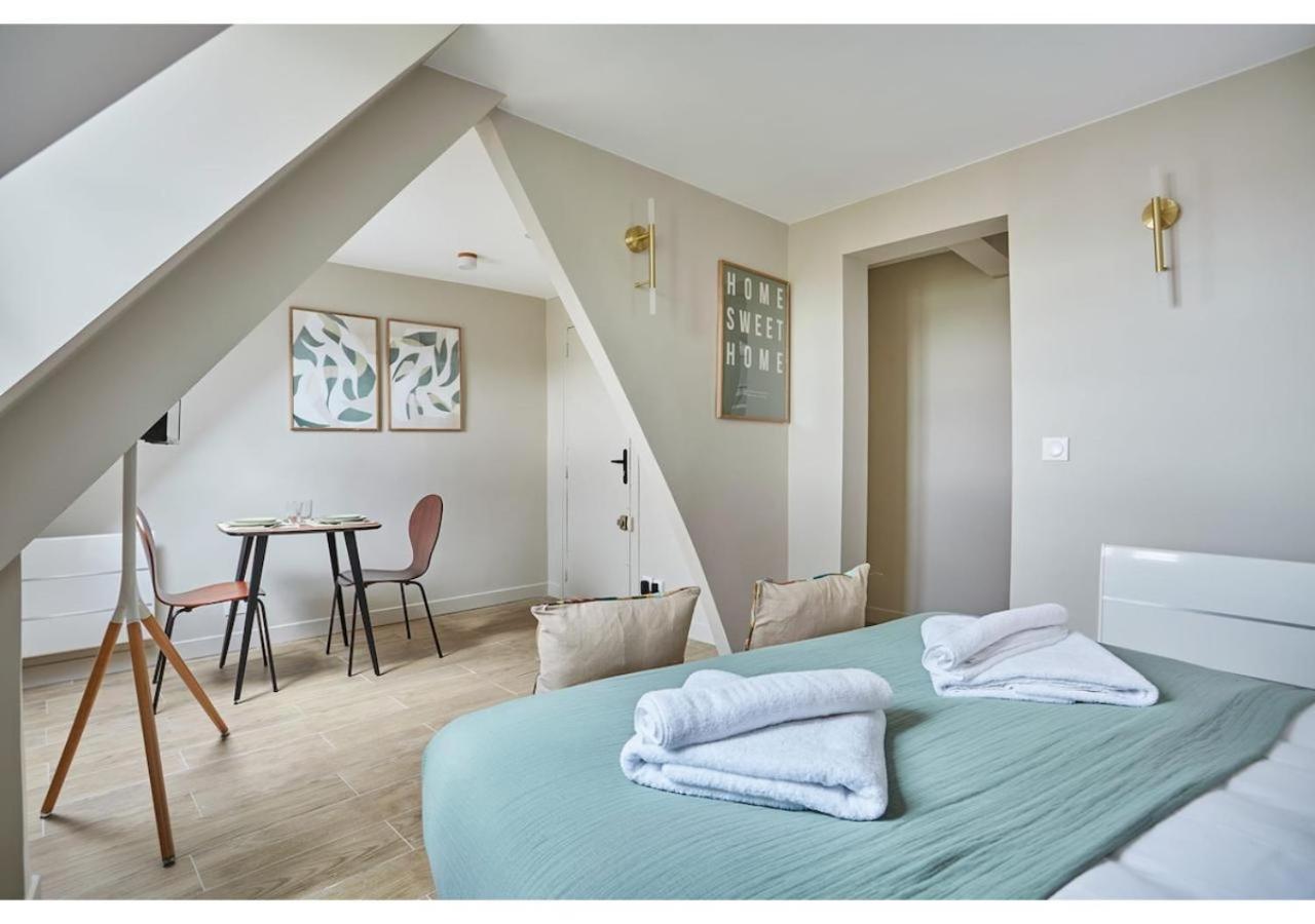 Charming Center Of Le Marais Apartment