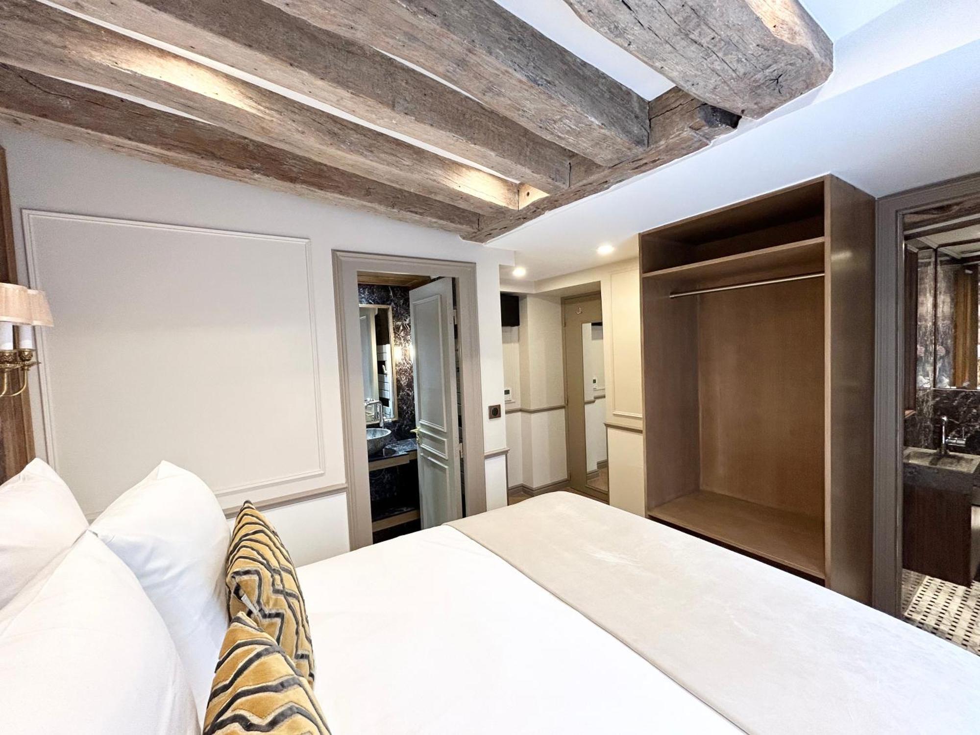 Merveil - Signature - Tour Eiffel - Bourgogne Apartment