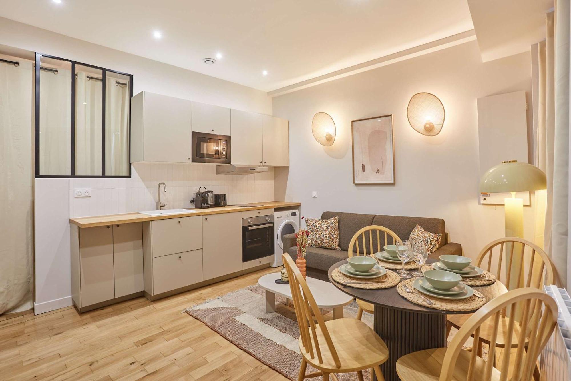 Superb 1 Bedroom Center Of By Prestige *