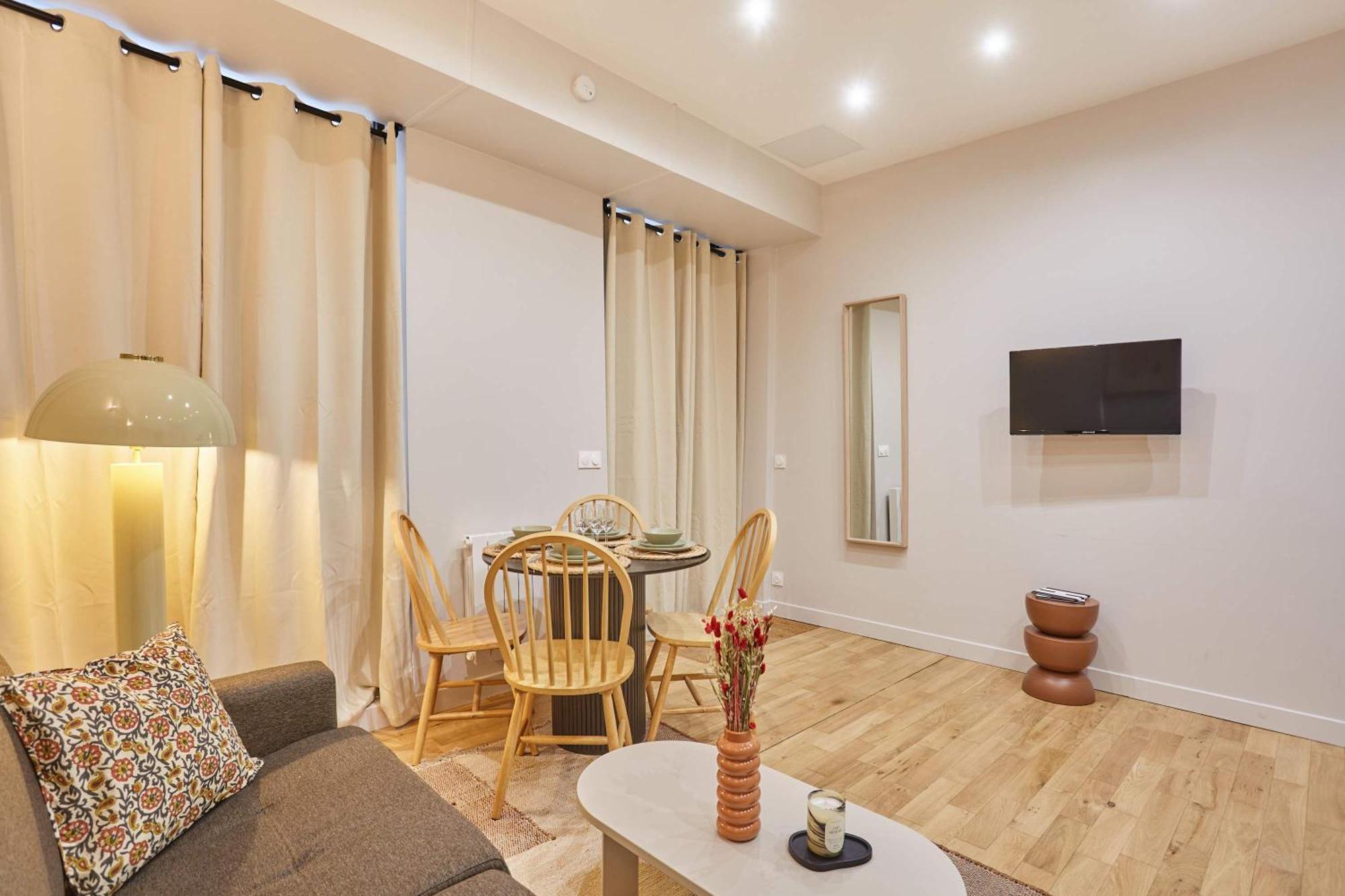 Apartment Superb 1 Bedroom Center Of By Prestige