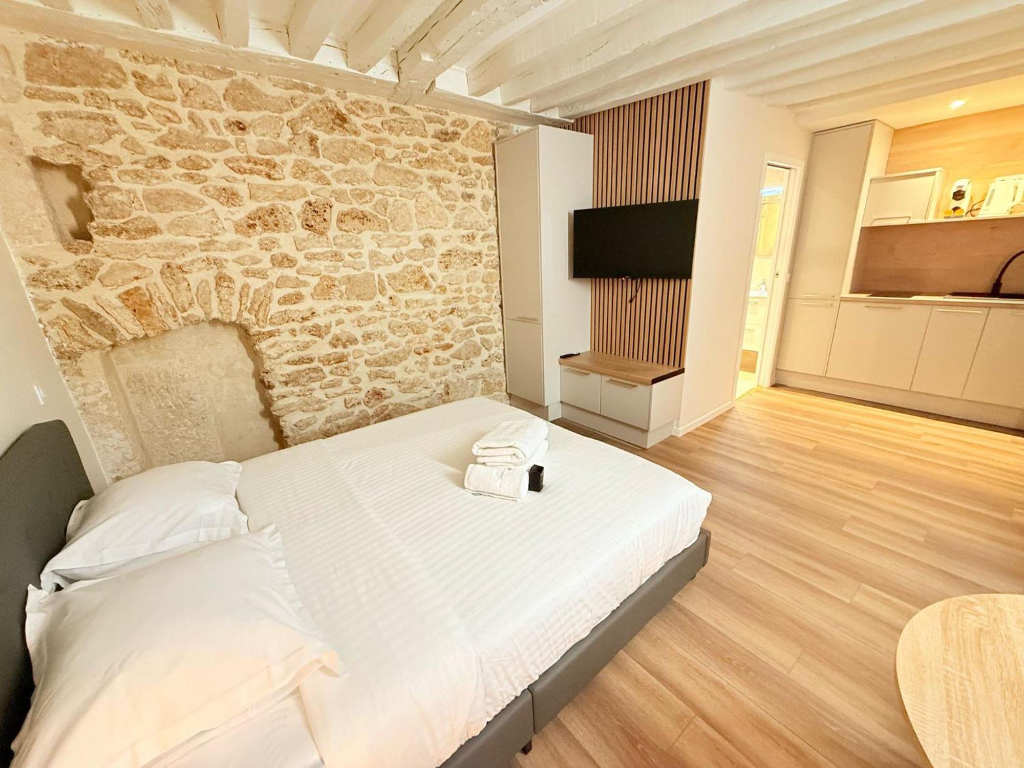 Apartment Refait A Neuf Ile Saint Louis 4 - 2p Paris