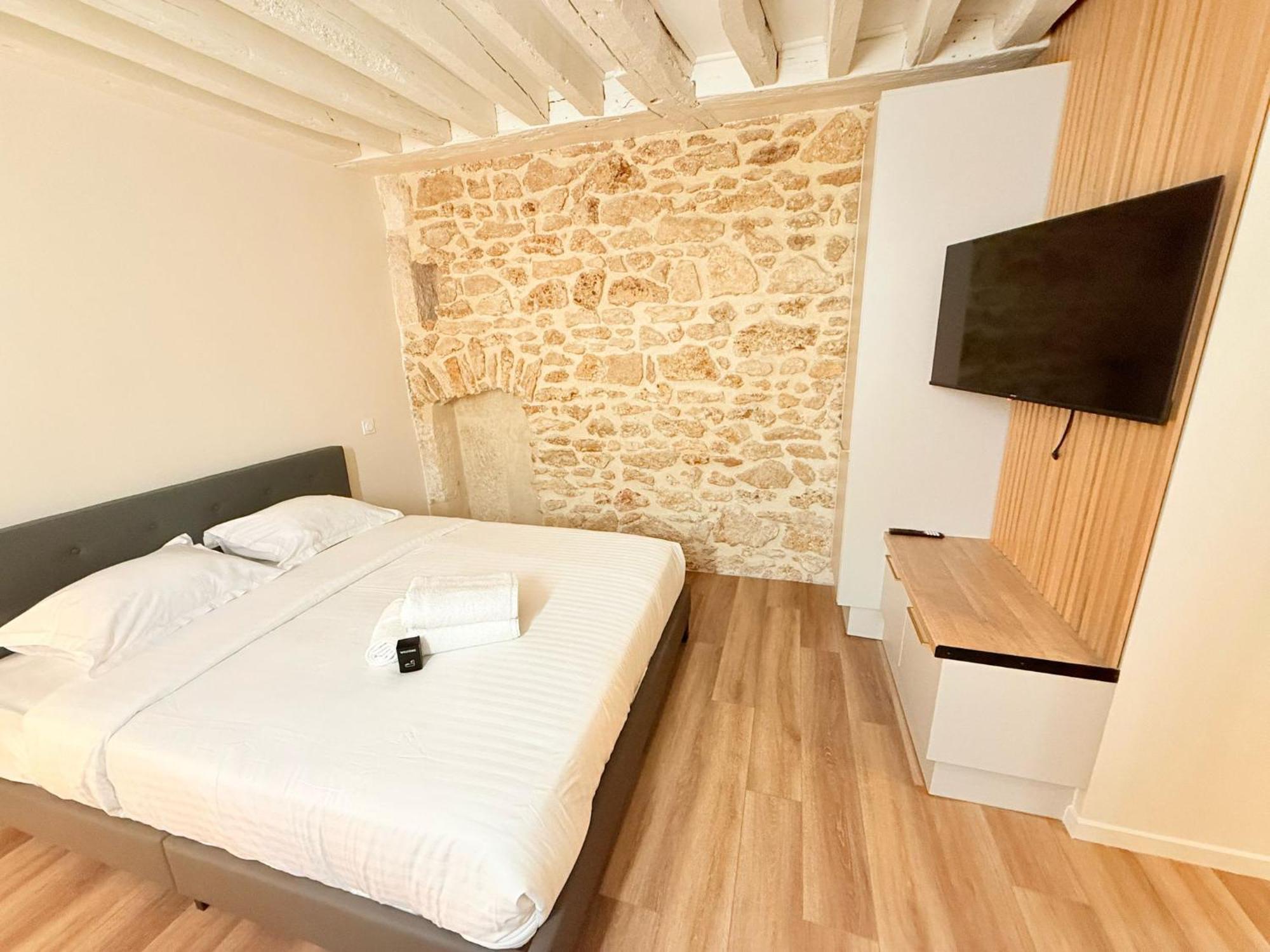 Apartment Refait A Neuf Ile Saint Louis 4 - 2p