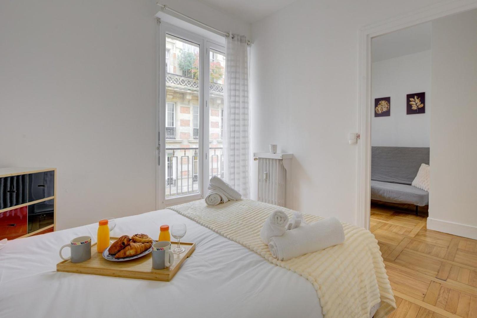 5018 Murillo - Champs-elysees Apartment