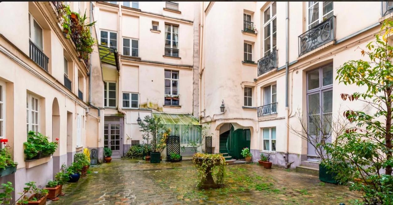 Evasion Sensorielle A L'ile Saint Louis Notre Dame De Apartment