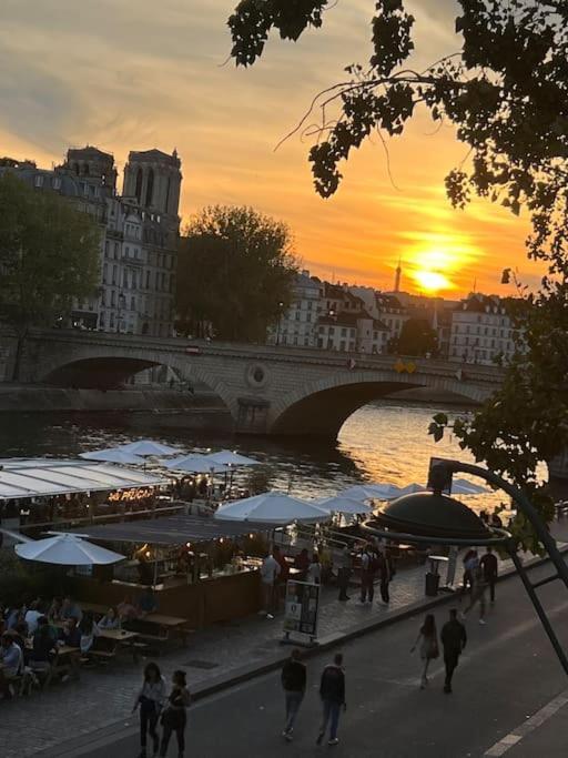 Ile Saint Louis-studio Apartment Paris