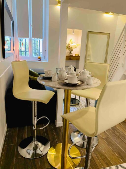 Apartment Ile Saint Louis-studio Paris