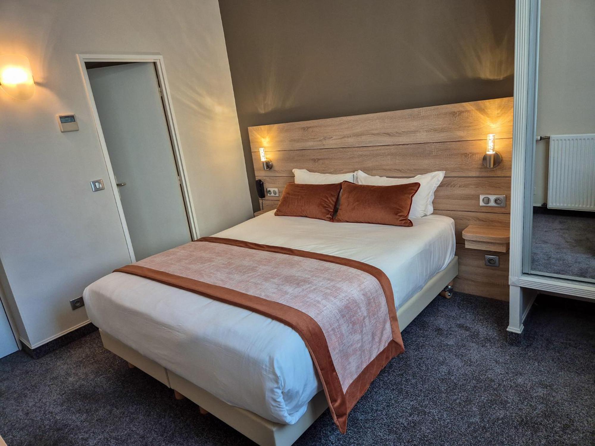 Champerret Elysees 3* Paris