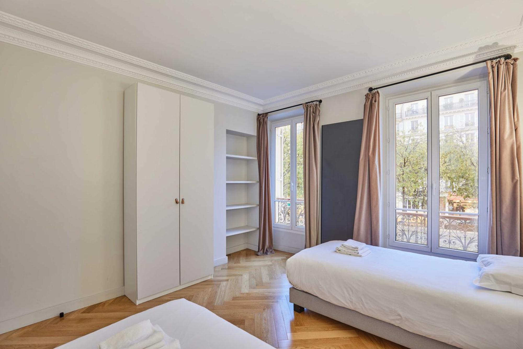 Cmg Batignolles/ Mairie Du 17ème Appartement