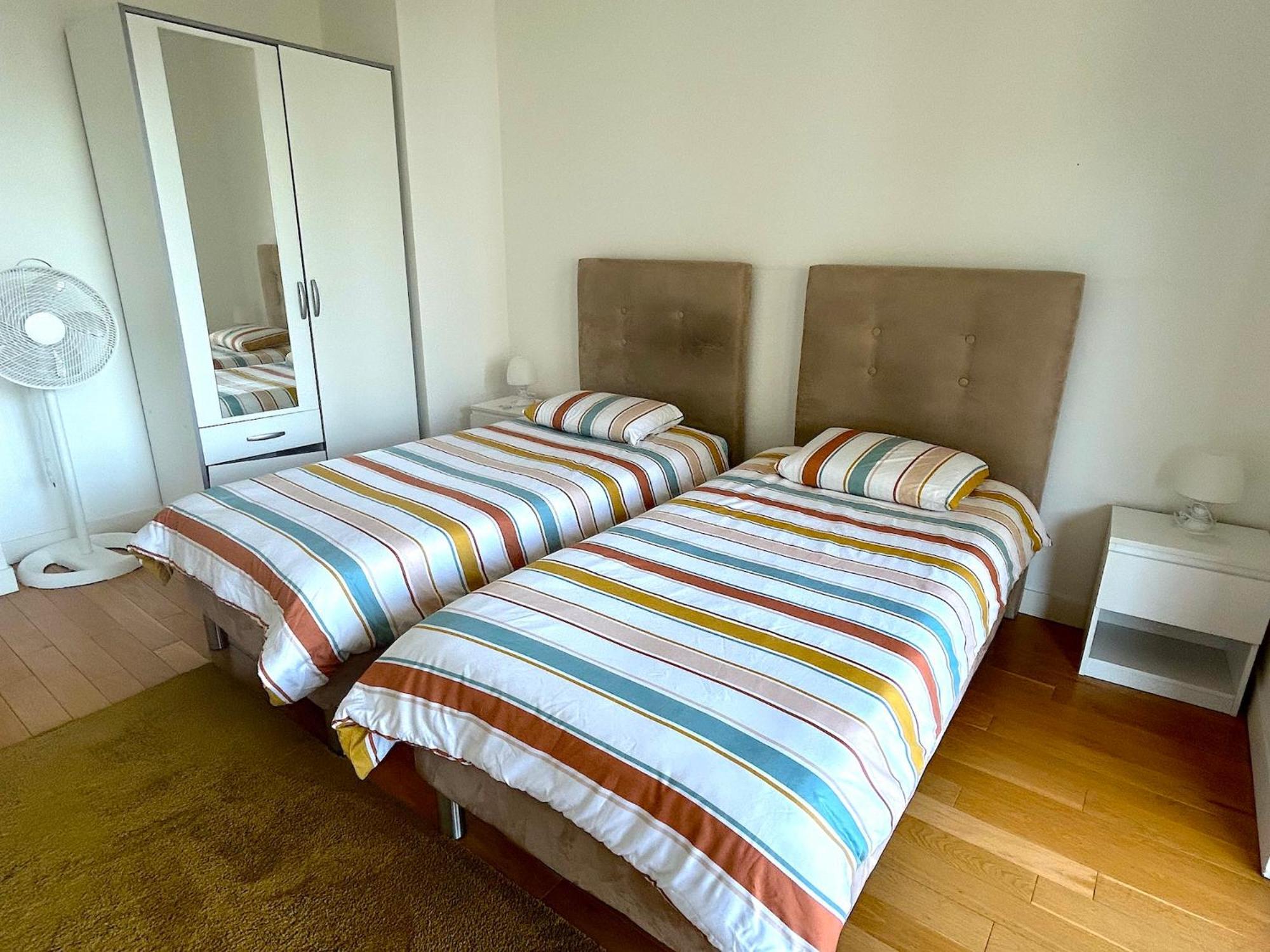 Des Batignolles Apartment