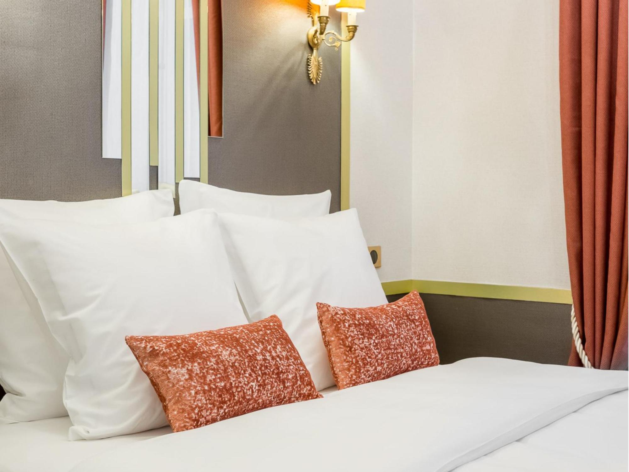 Merveil - Luxury - Tour Eiffel - Laos Apartment *