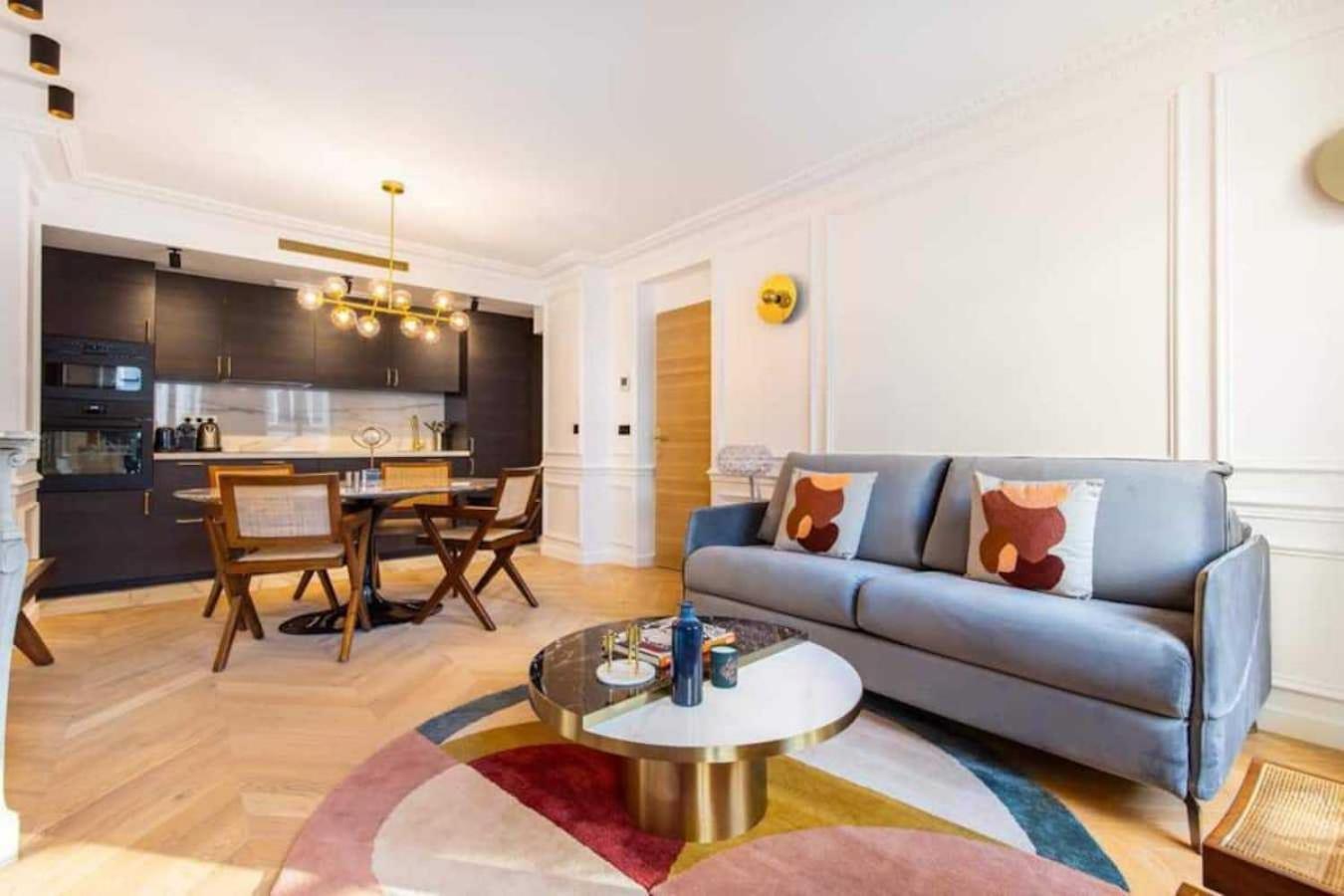 Newly Rebuilt By Architect - Center Of Apartamento