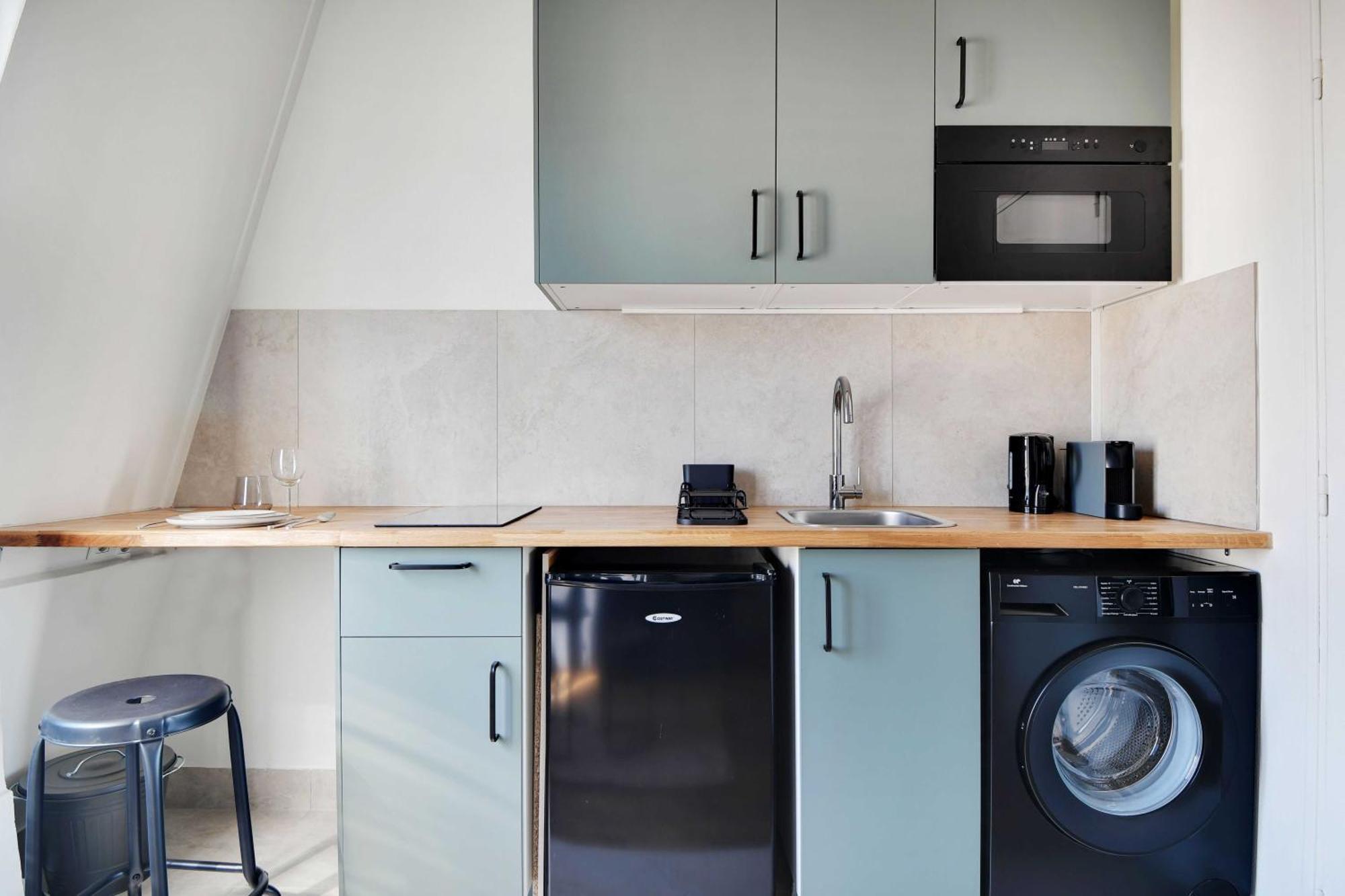 Ideal For 2 People - Marche Des Batignolles Apartamento *