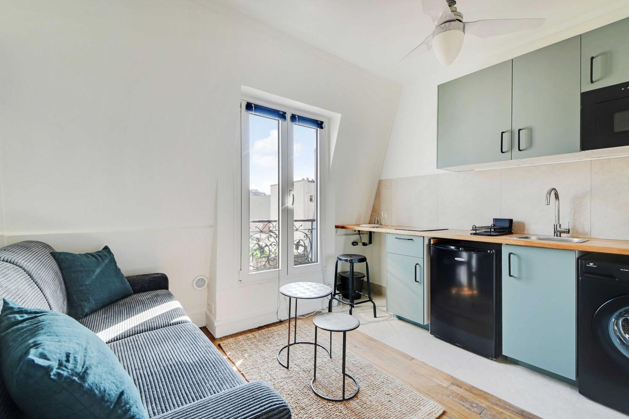 Ideal For 2 People - Marche Des Batignolles
