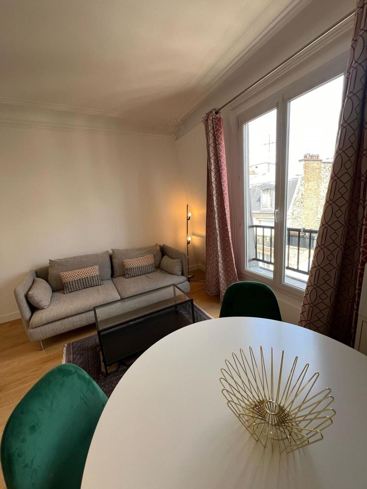 Apartment Beautiful Flat Monceau Champs Elysee Paris