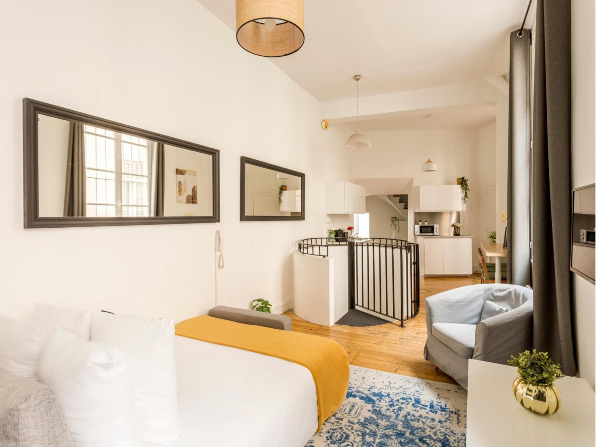 Apartment Merveil - Family - Louvre - Clery