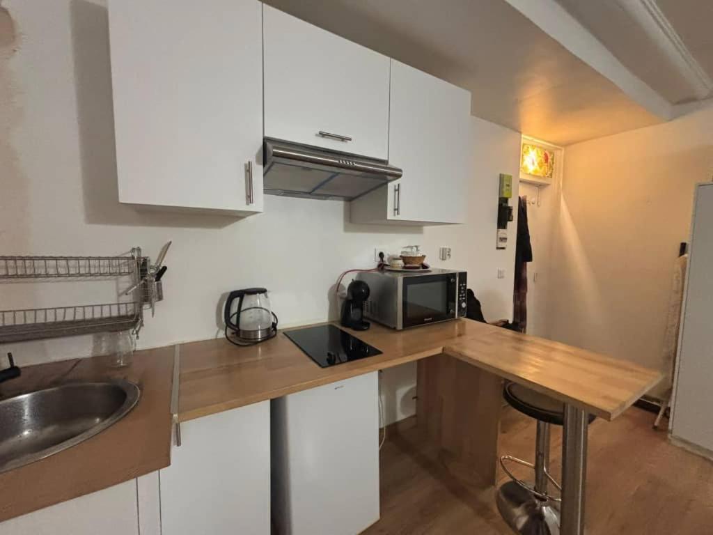 A In Heart Of Montmart Sacre Coeur Apartamento *