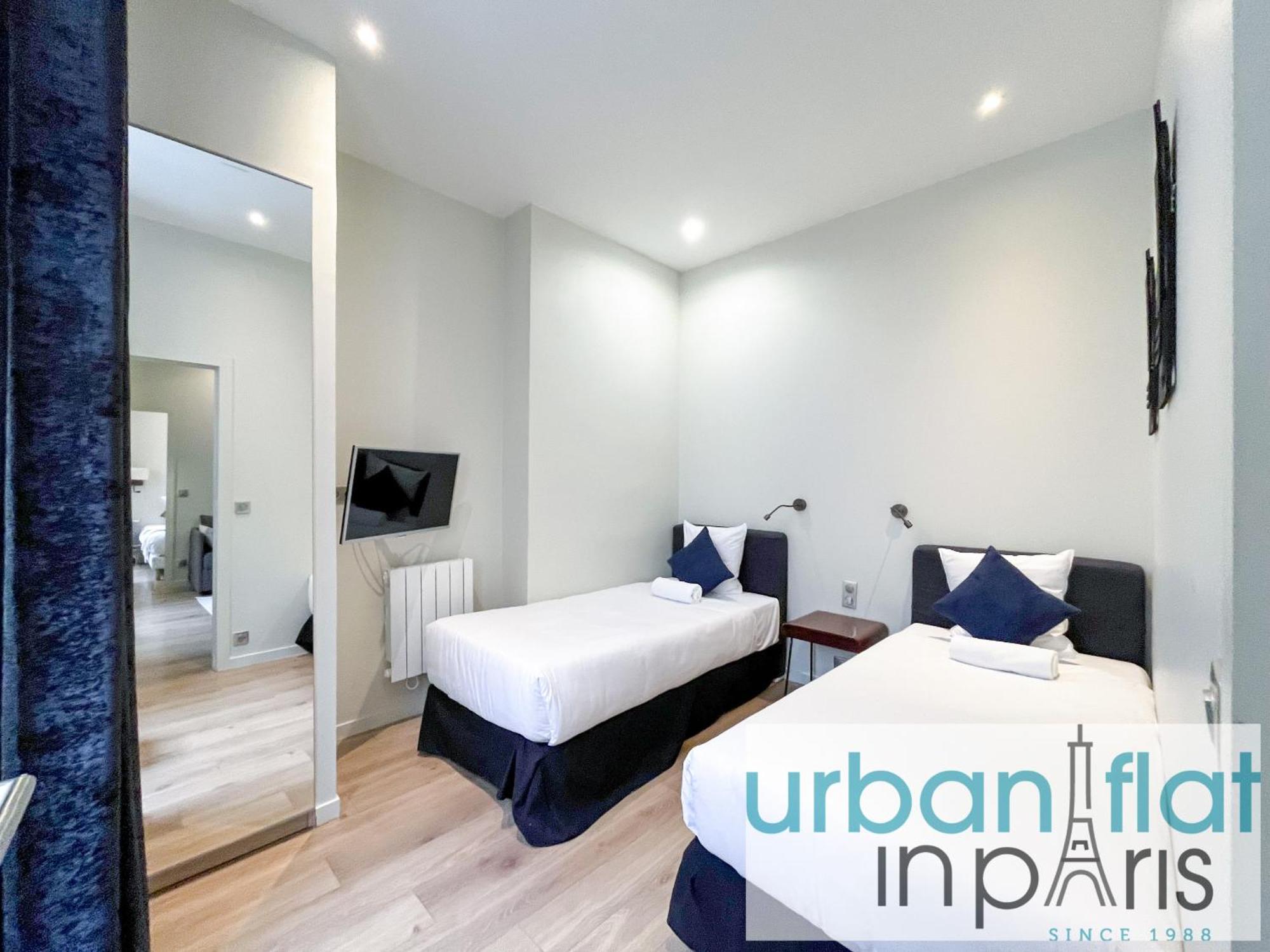 Urban Flat 64 - Luxury Flat Mermoz - Champs Elysees Apartment Paris