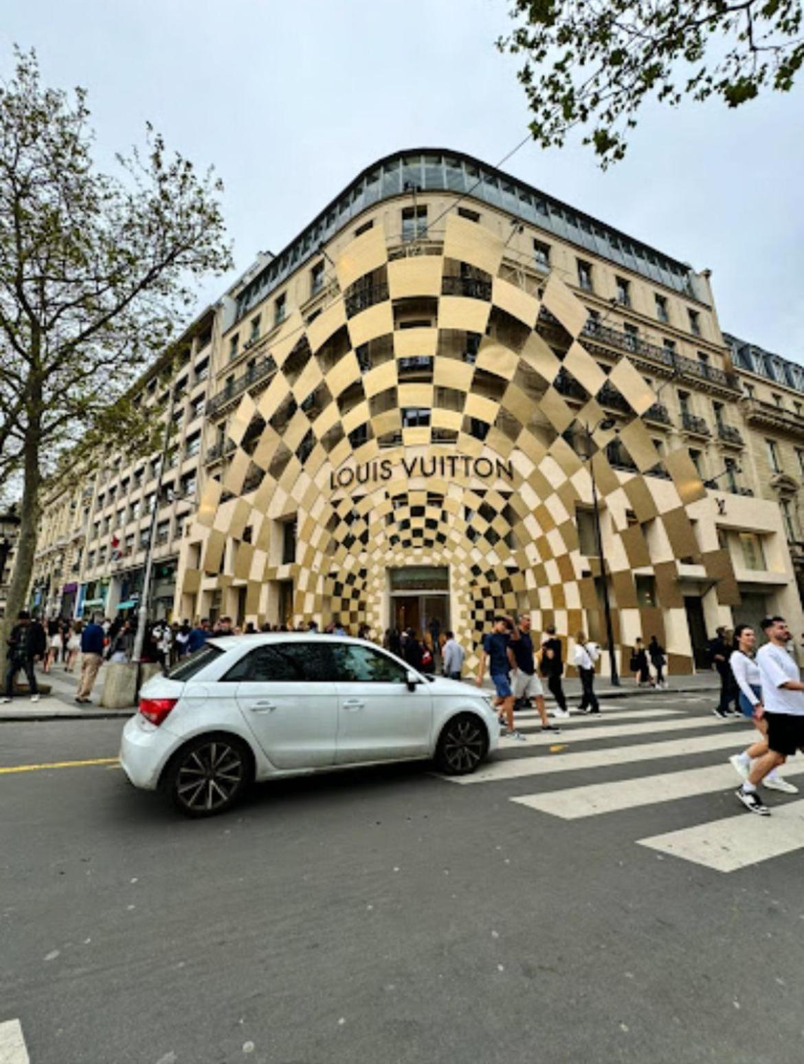 Luxury Flat Tour Eiffel 16e