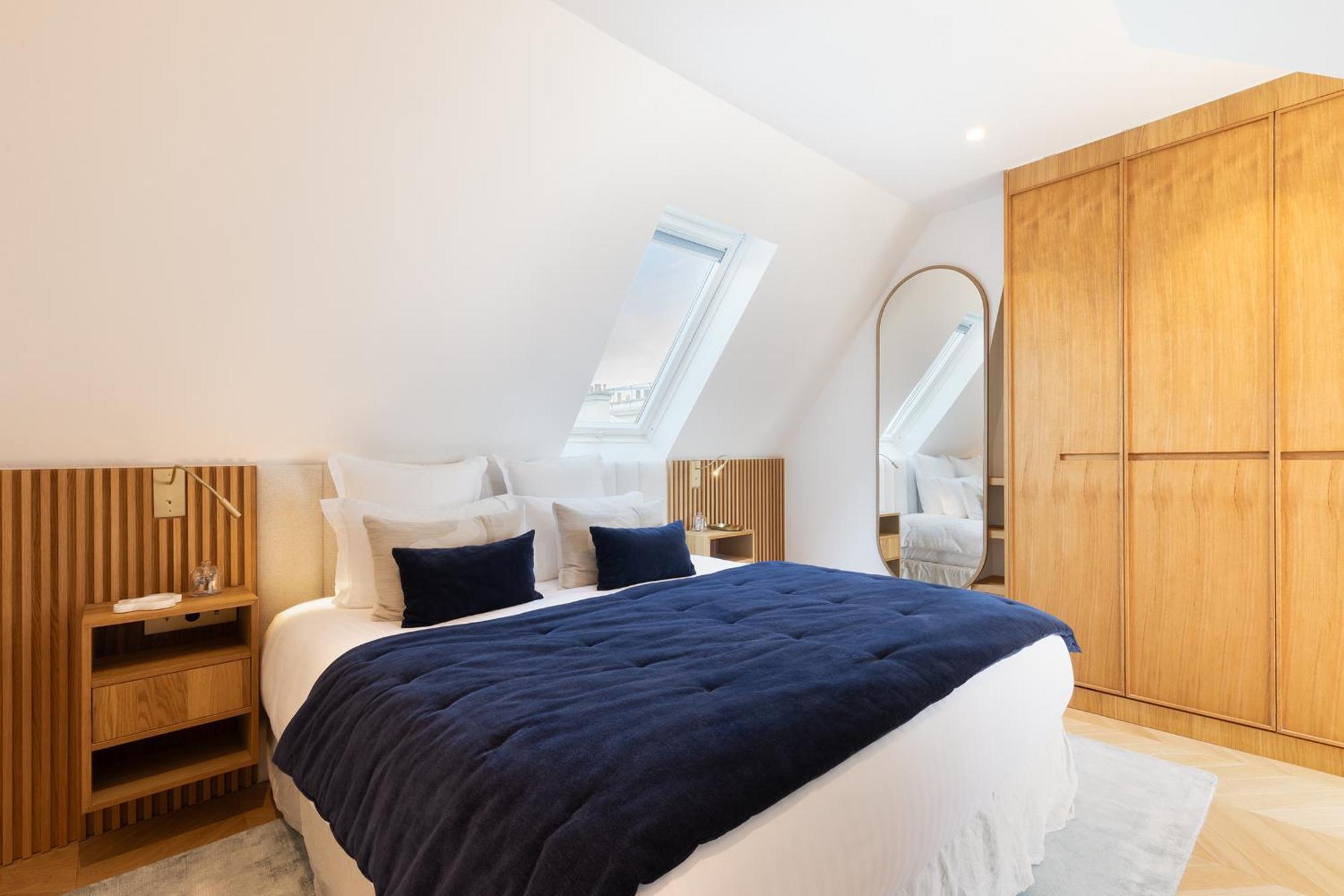 Apartment Maison Galante's With Services In La Madeleine - Opera