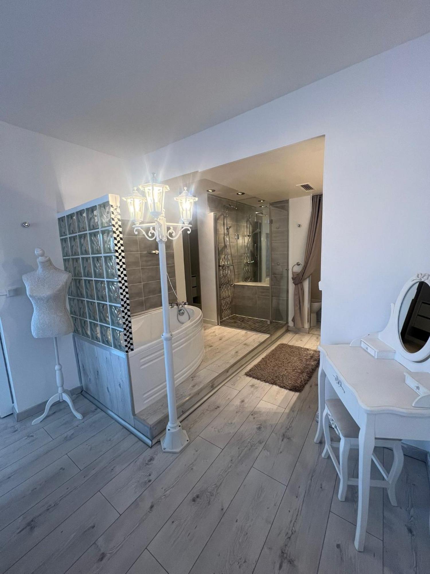 Luxury View Eiffel Tower 16th Trocadero Apartment Paris
