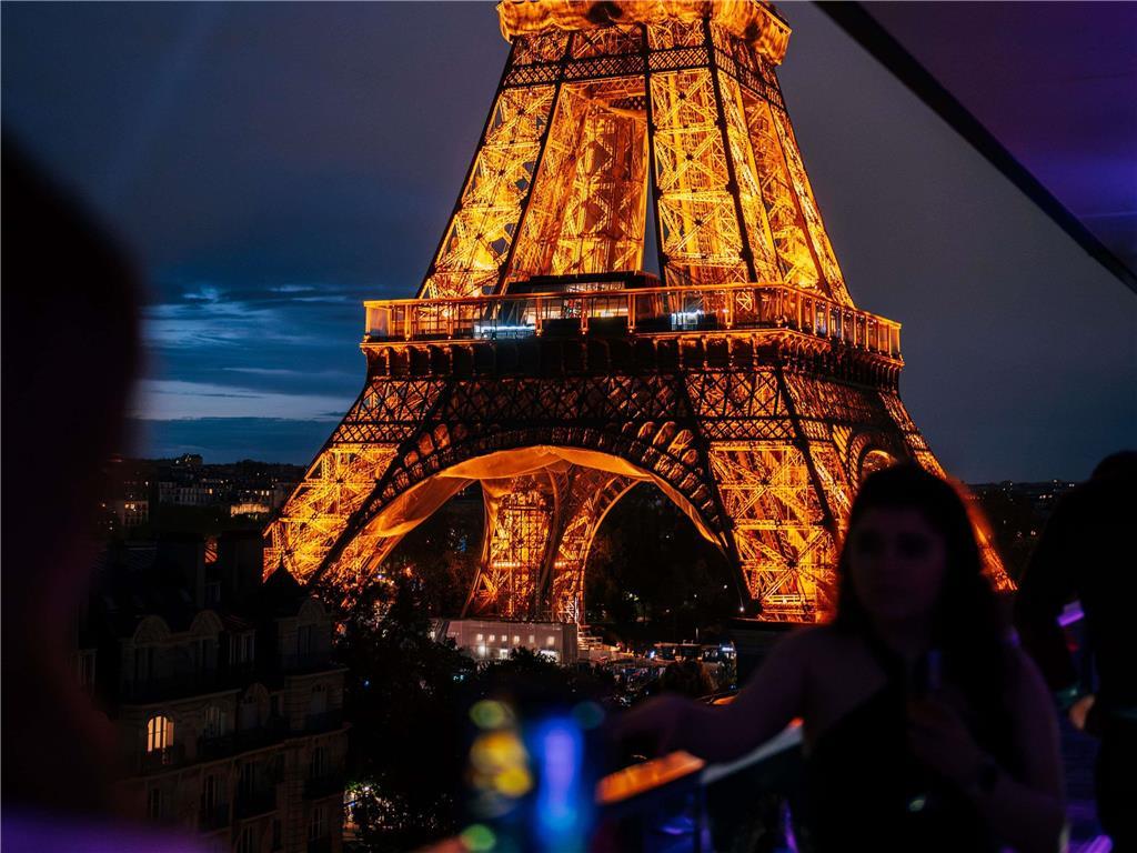 Pullman Tour Eiffel Hotel 4*