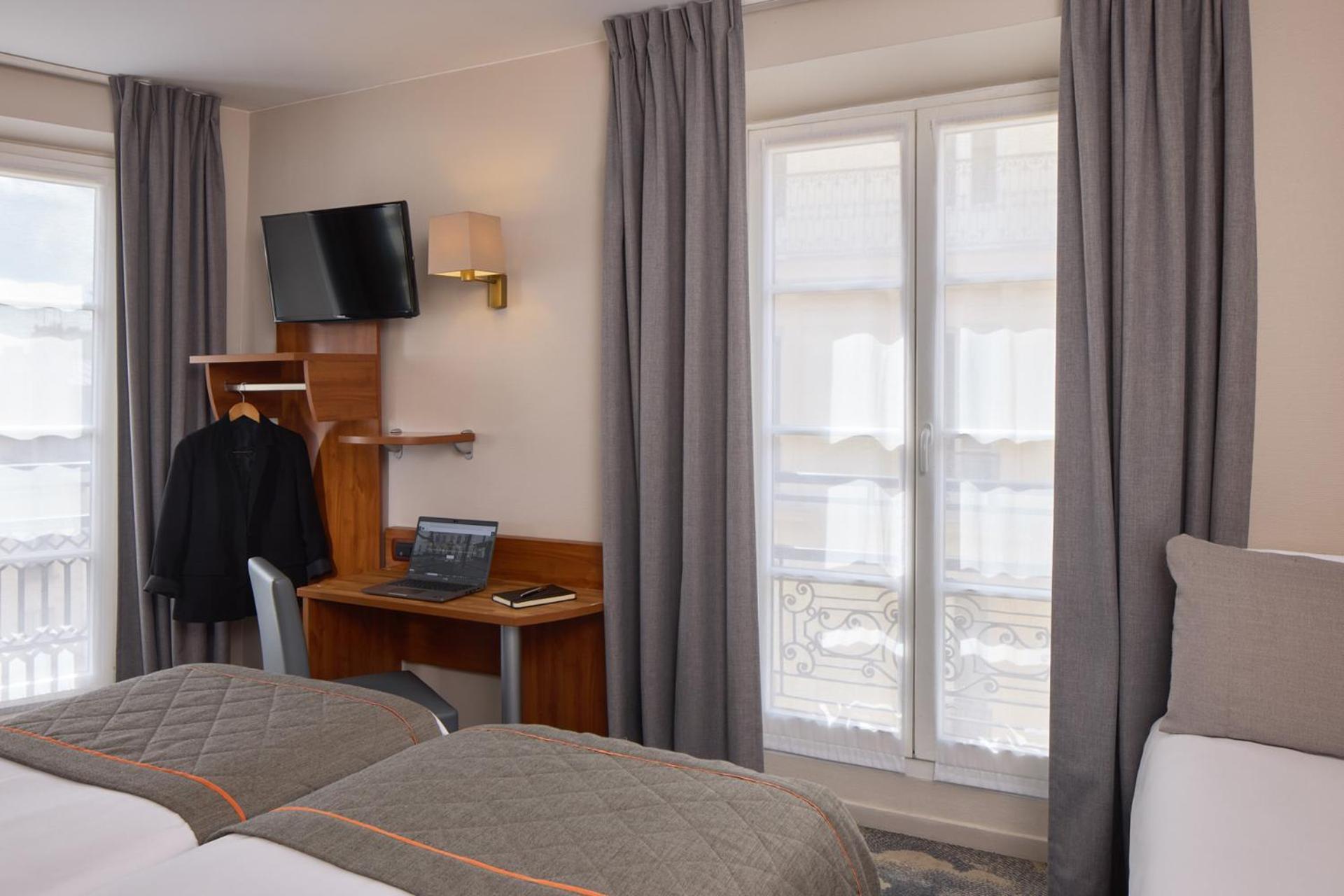 Timhotel Montmartre Hotel