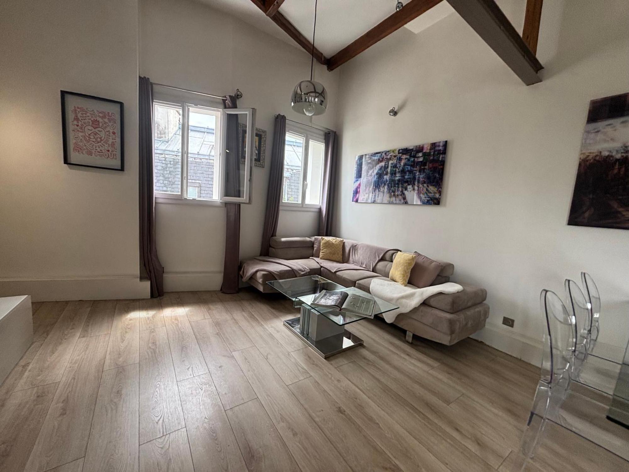 Loft Refait A Neuf En Dernier Etage 2 * Paris