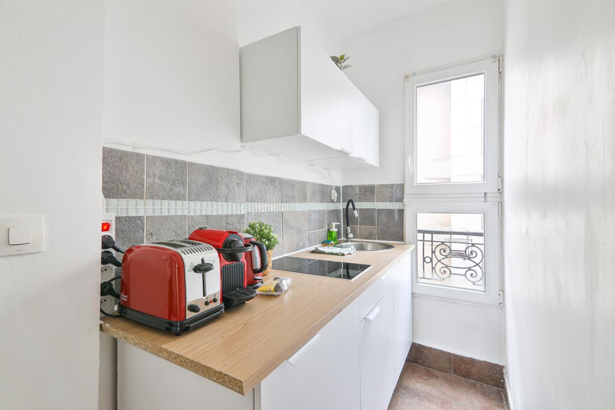 Heart Of Paris-1br-4p-tour Eiffel 8 -free Netflix Apartment