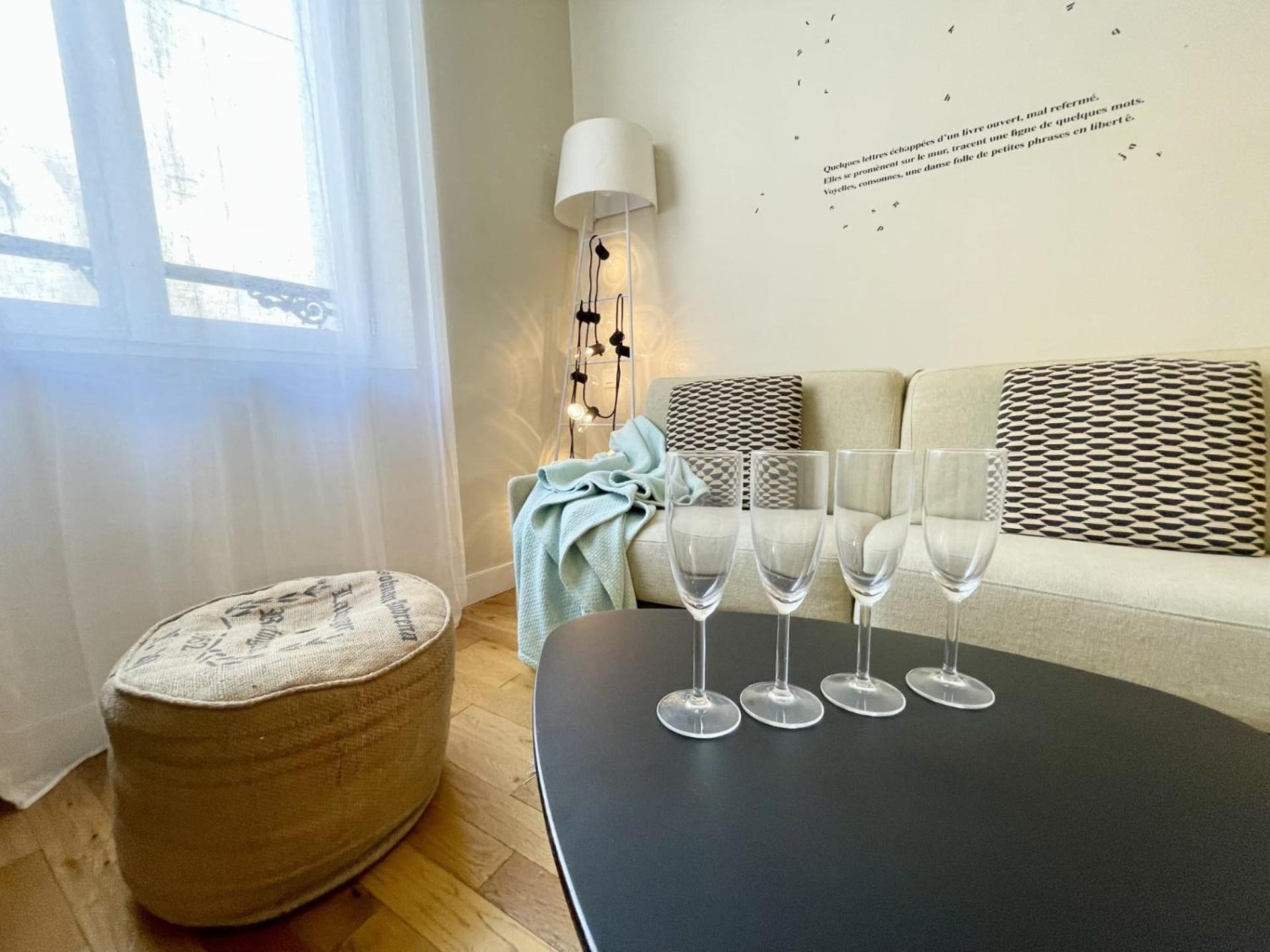Parisian L Bellan Apartment