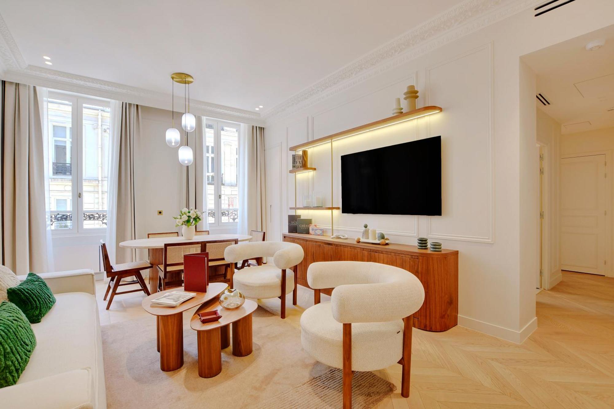 Maison Galante's With Services In La Madeleine - Opera Paris