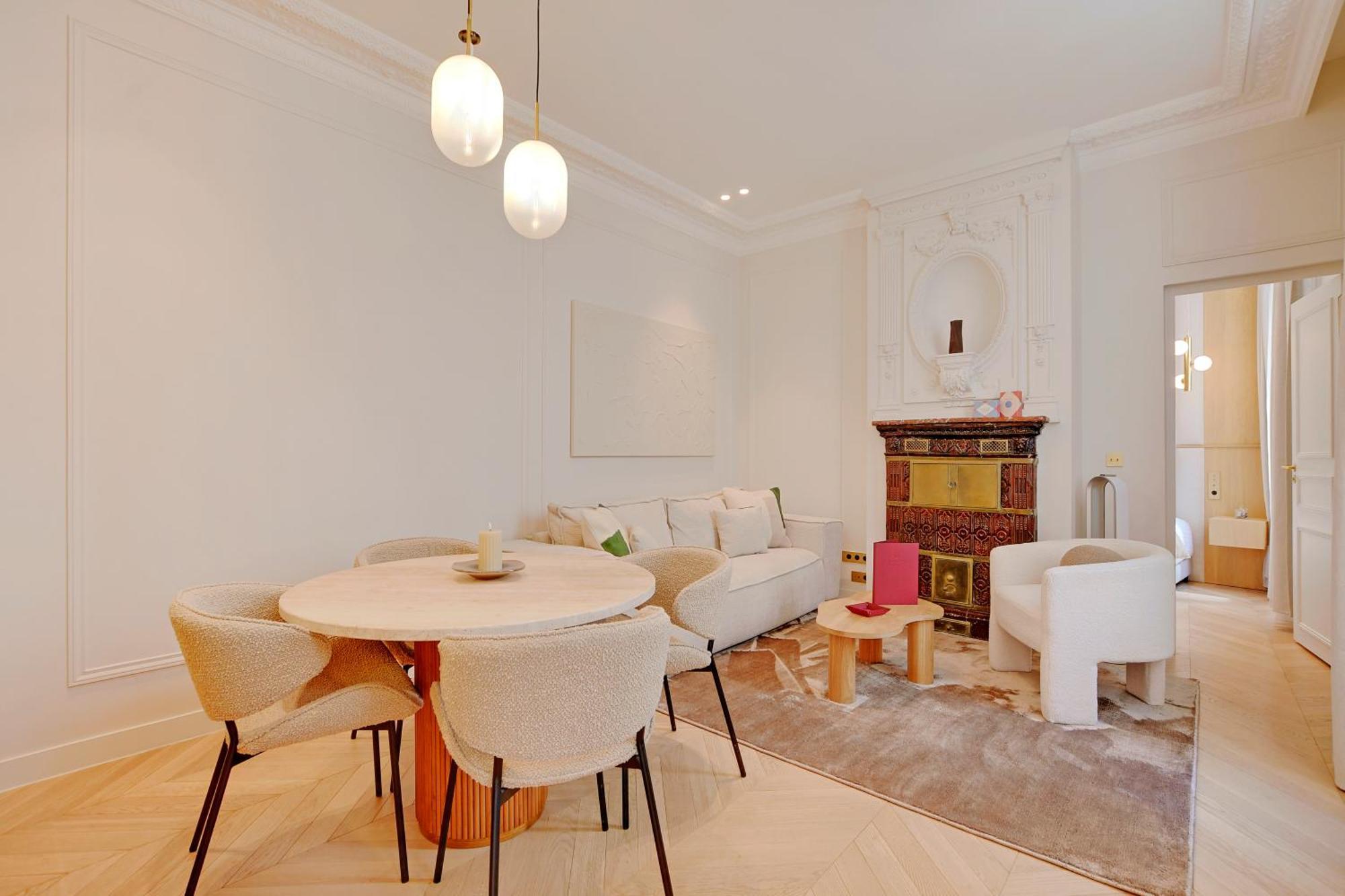 Maison Galante's With Services In La Madeleine - Opera * Paris